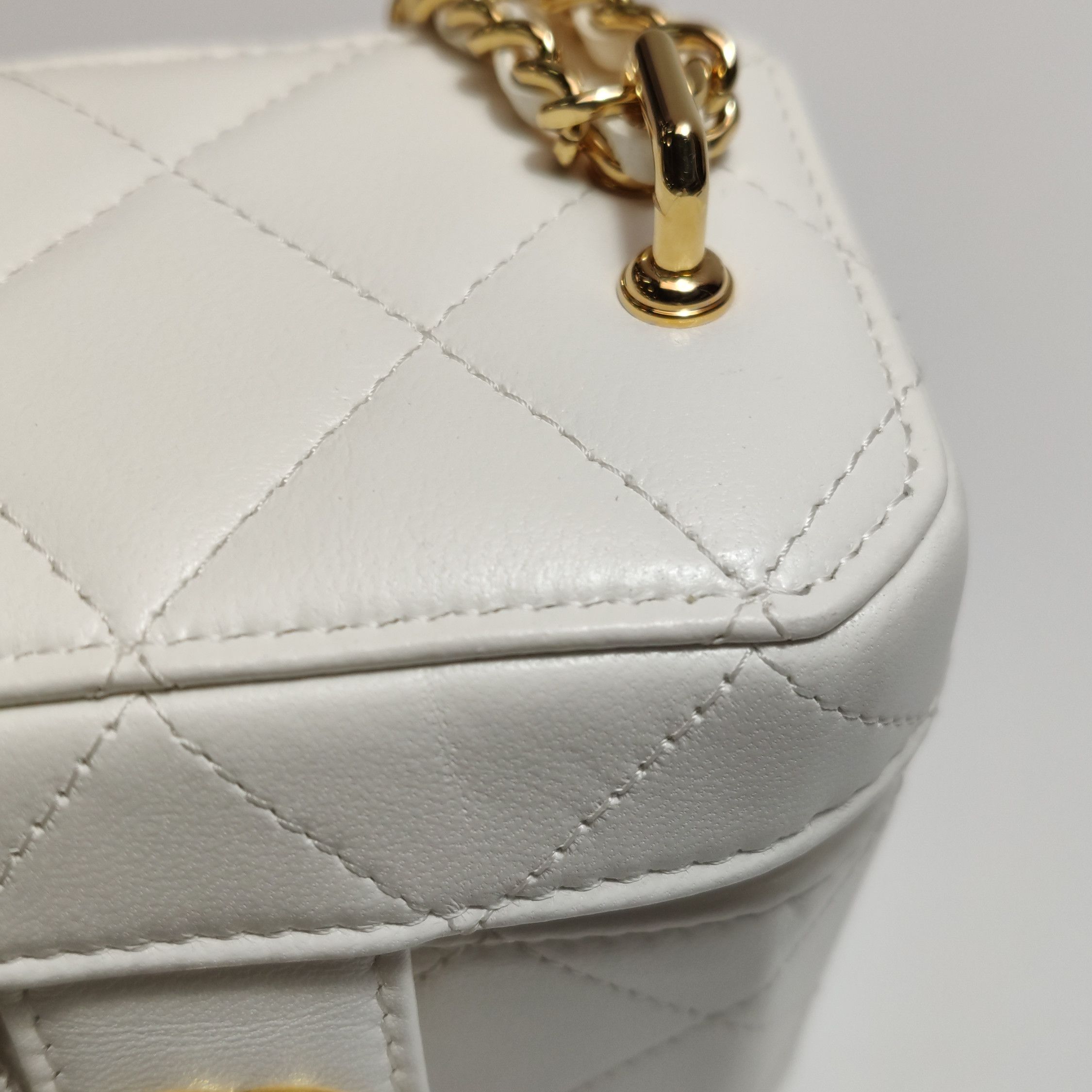 Chanel Chanel Women os Shoulder Bags Size ONE SIZE - 15 Thumbnail