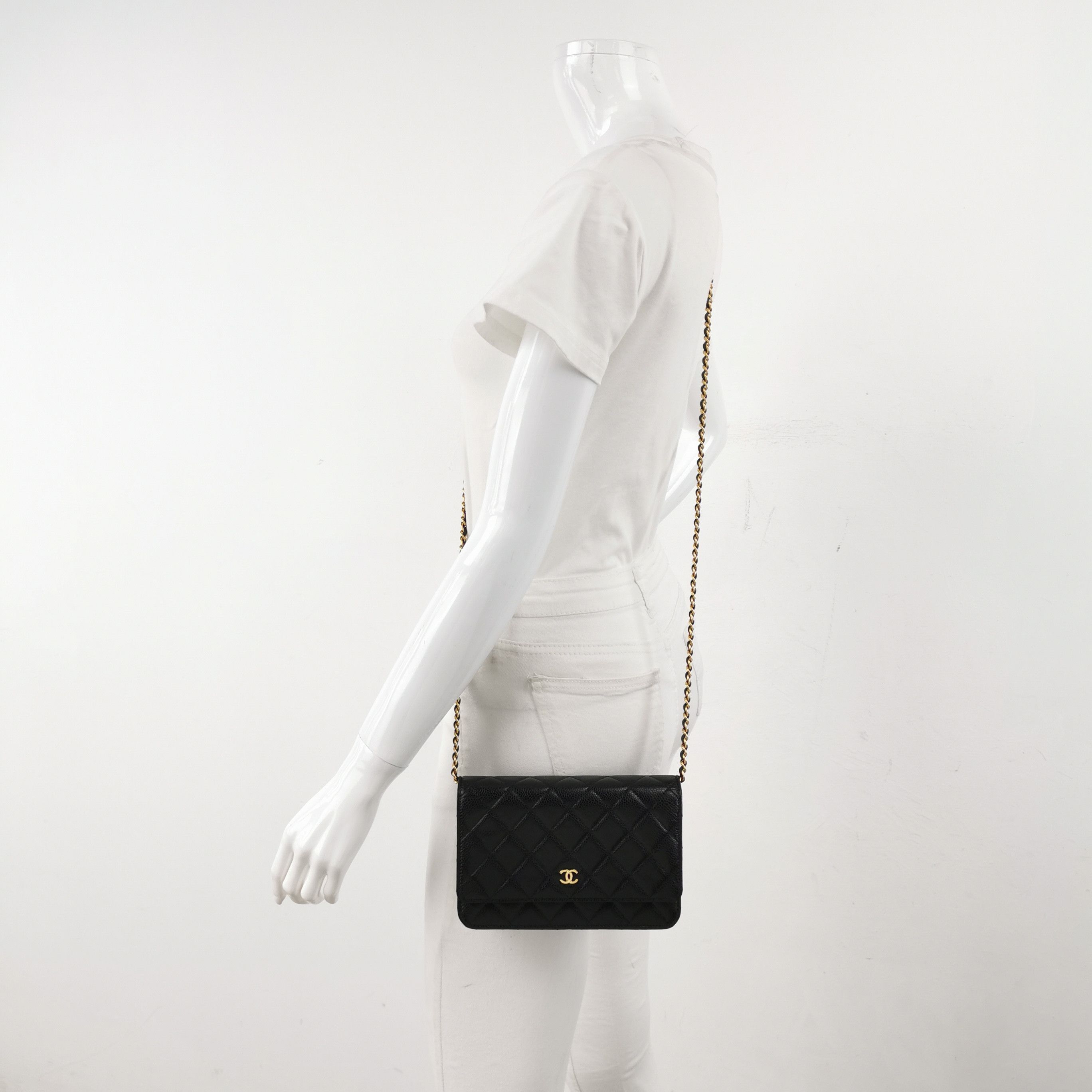 Chanel Chanel Women os Shoulder Bags Size ONE SIZE - 2 Thumbnail