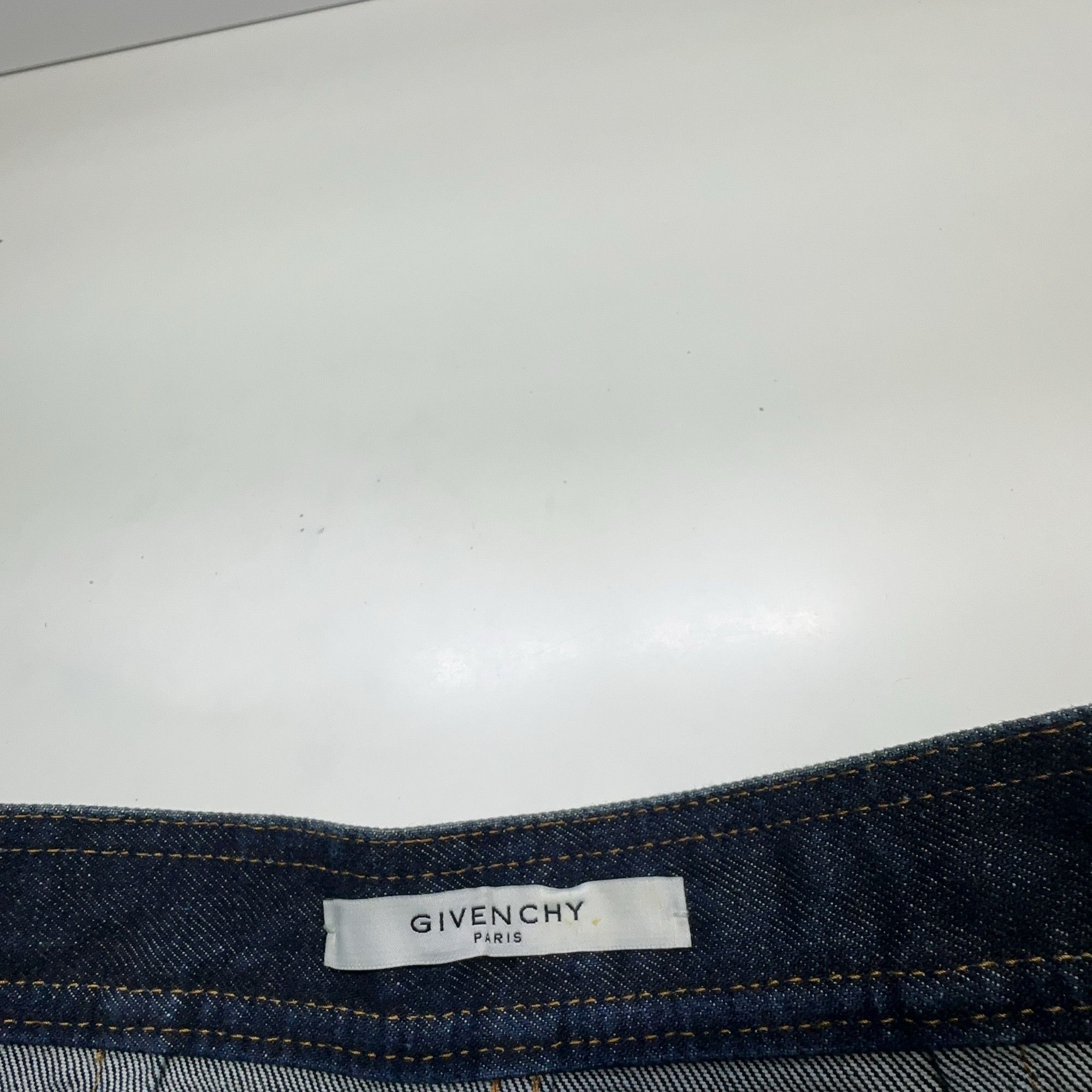 Givenchy Givenchy Denim Mini Skirt Size 36 Size 26" / US 2 / IT 38 - 4 Thumbnail