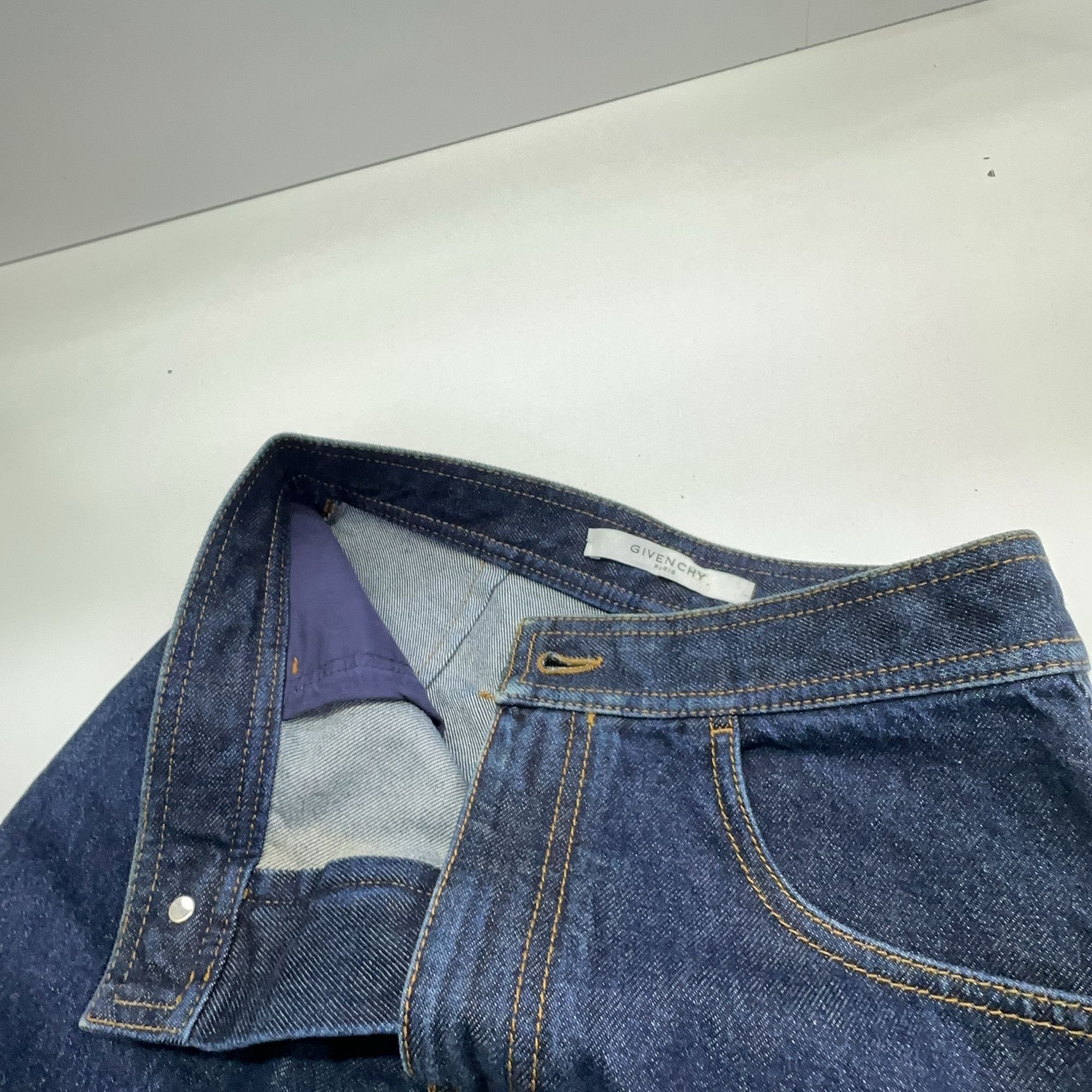 Givenchy Givenchy Denim Mini Skirt Size 36 Size 26" / US 2 / IT 38 - 5 Thumbnail