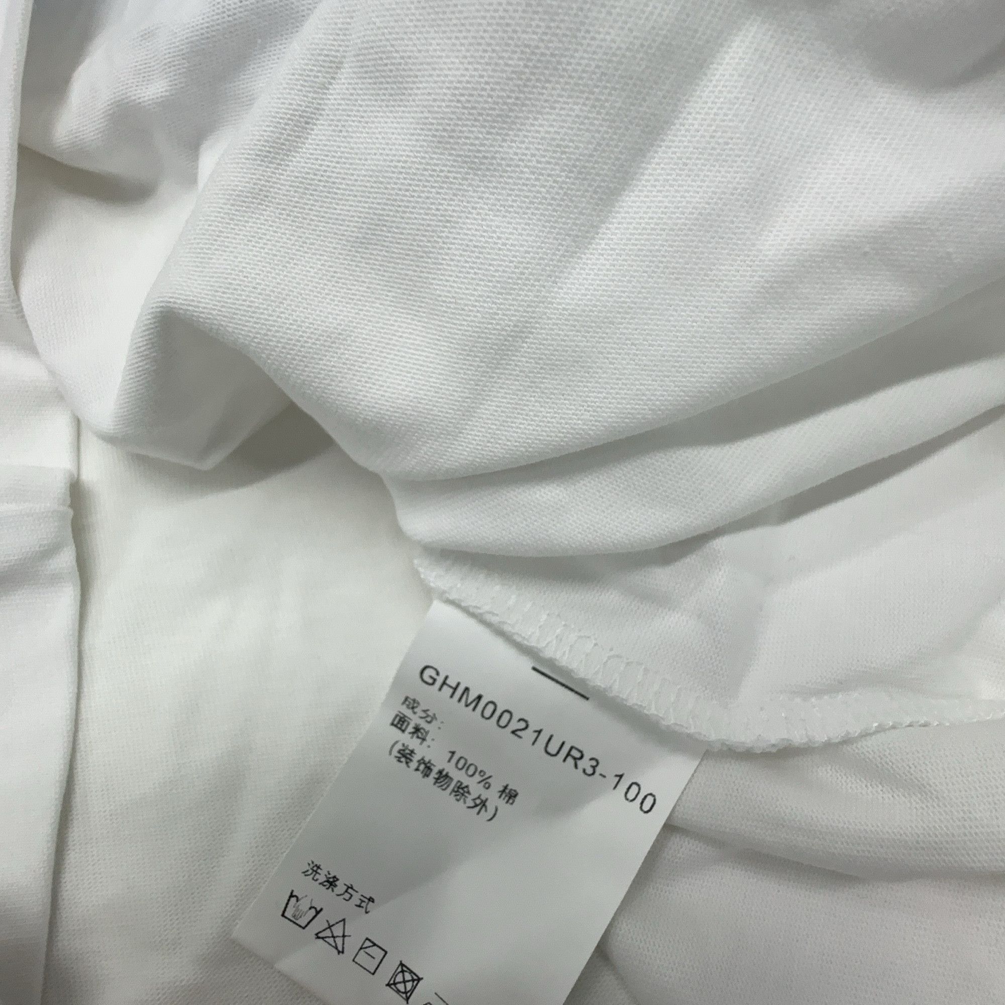 Givenchy Givenchy Logo Print T-Shirt White Size L Size US L / EU 52-54 / 3 - 5 Thumbnail