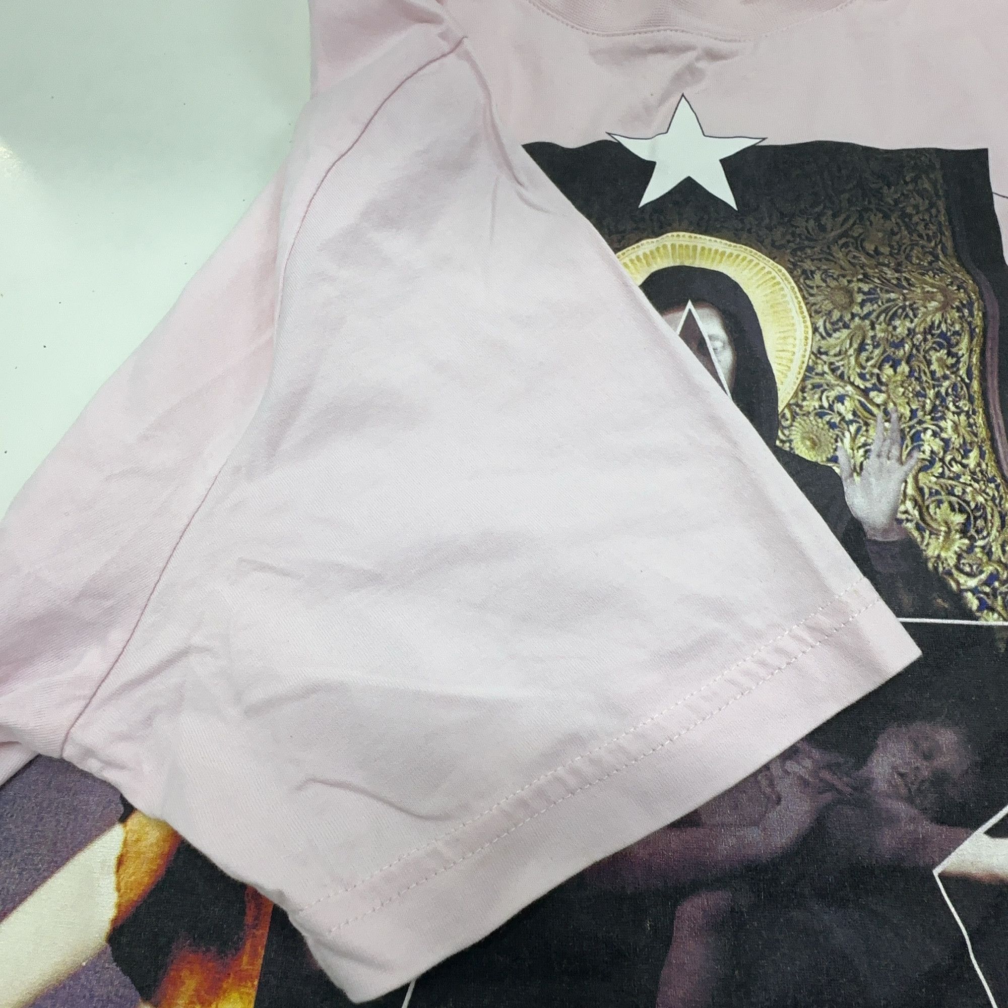 Givenchy Givenchy Graphic Print T-Shirt Pink XS Size US XS / EU 42 / 0 - 11 Thumbnail