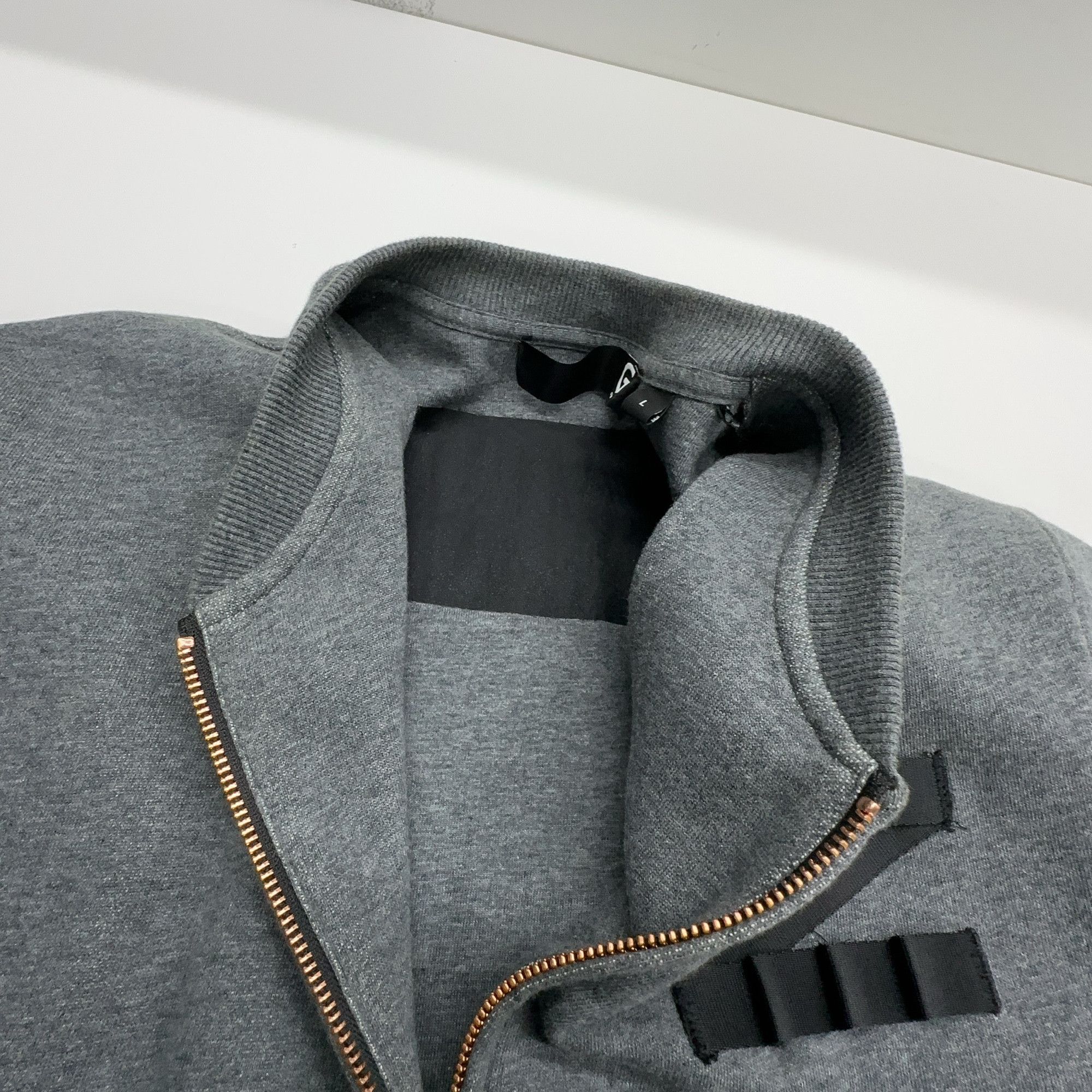 Givenchy Givenchy Entwined Wilderness Zip Jacket Size L Size US L / EU 52-54 / 3 - 6 Thumbnail