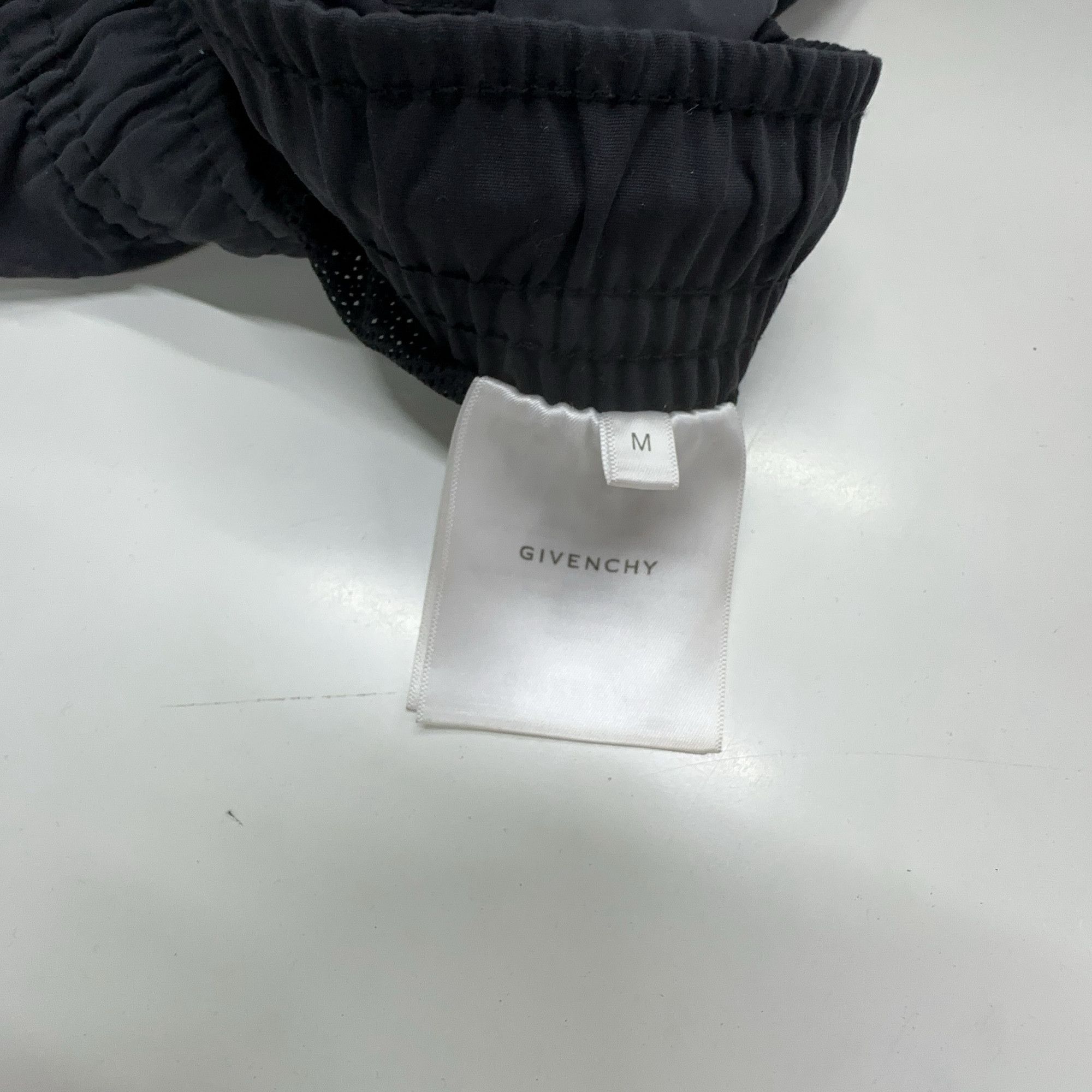Givenchy Givenchy Nylon Shorts Size M Size US 40 / EU 56 - 5 Thumbnail