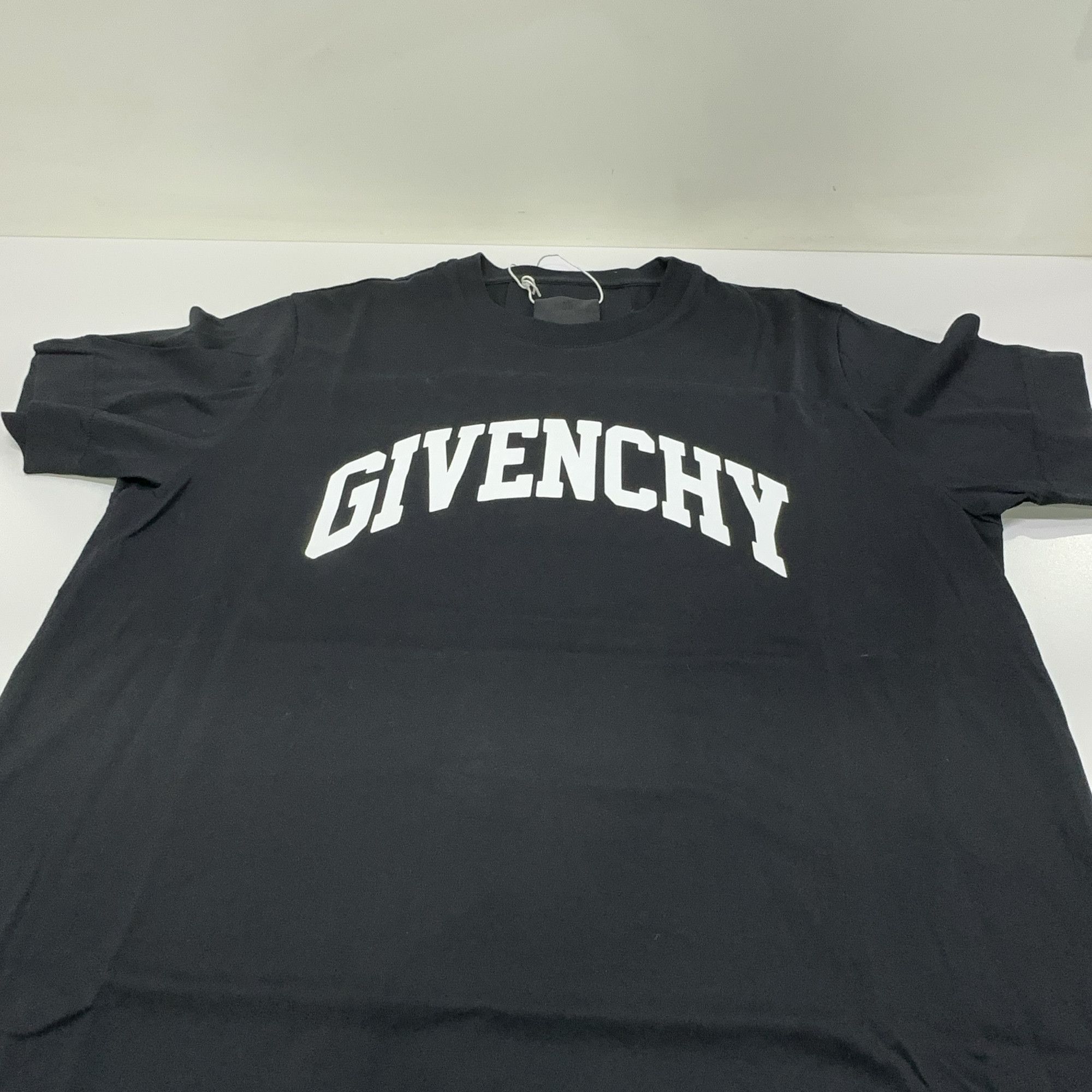 Givenchy Givenchy Logo T-Shirt Size XS Size US XS / EU 42 / 0 - 9 Thumbnail