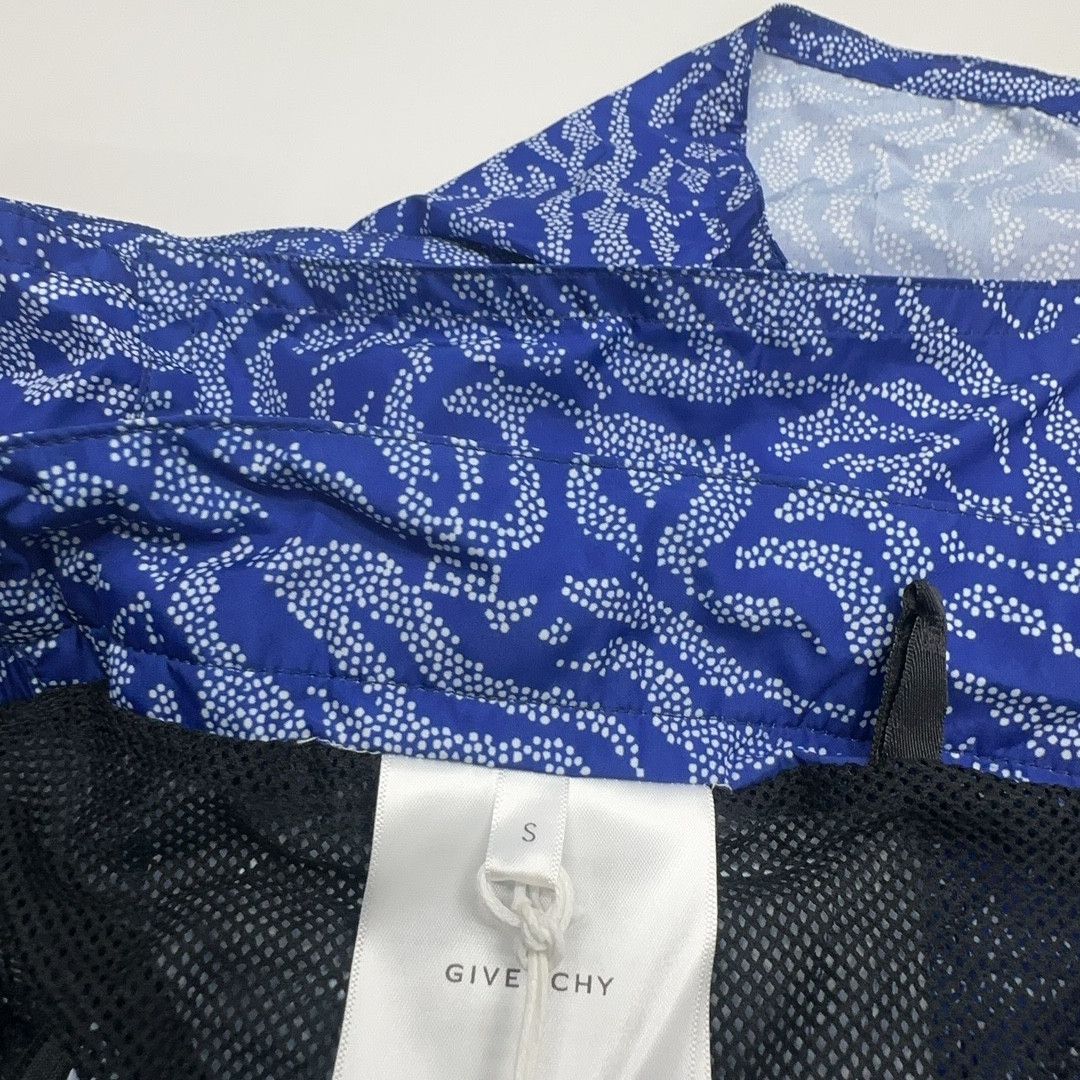 Givenchy Givenchy Patterned Swim Shorts Size S Size US 30 / EU 46 - 4 Thumbnail