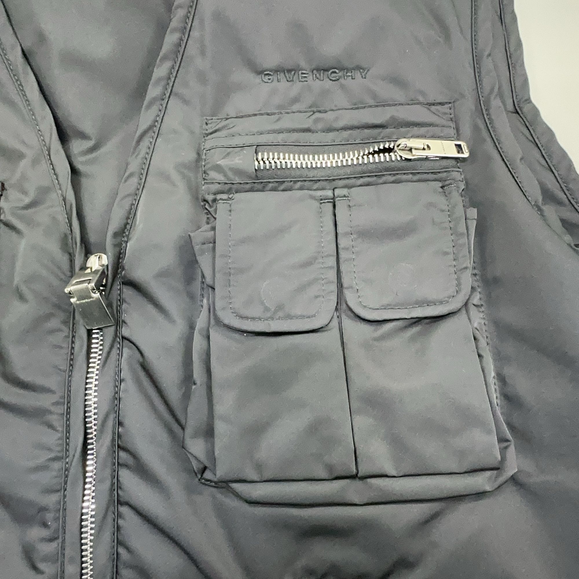 Givenchy Givenchy Multi-Pocket Utility Vest Size 46 Size US S / EU 44-46 / 1 - 6 Thumbnail