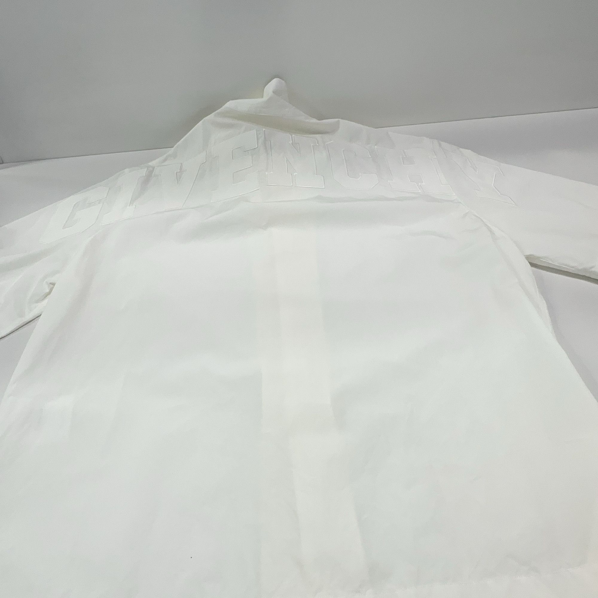 Givenchy Givenchy Logo Print Short Sleeve Shirt Size M Size US M / EU 48-50 / 2 - 13 Thumbnail