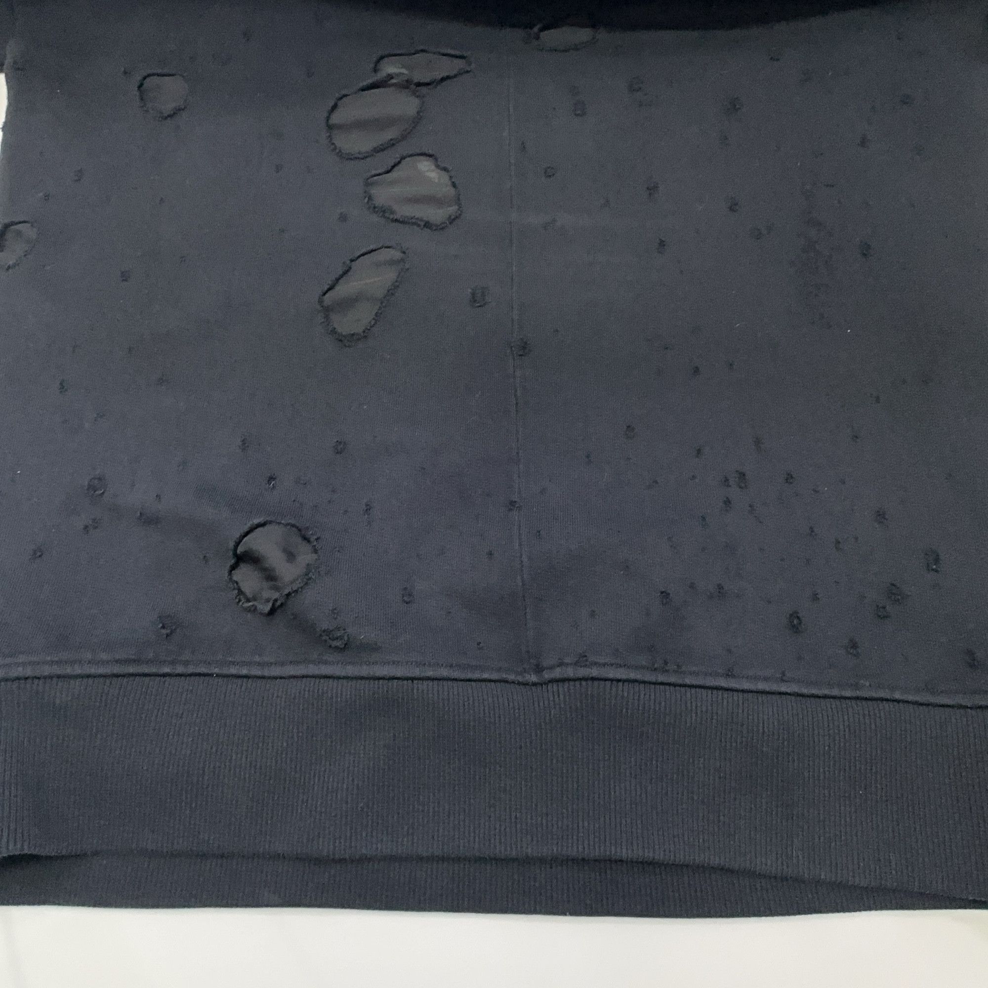 Givenchy Givenchy Distressed Logo Hoodie Size XS Size US XS / EU 42 / 0 - 11 Thumbnail
