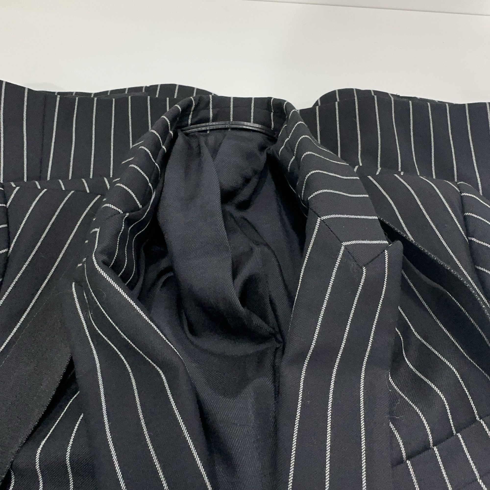 Givenchy Givenchy Pinstripe Blazer Size 46 Size 36R - 7 Thumbnail