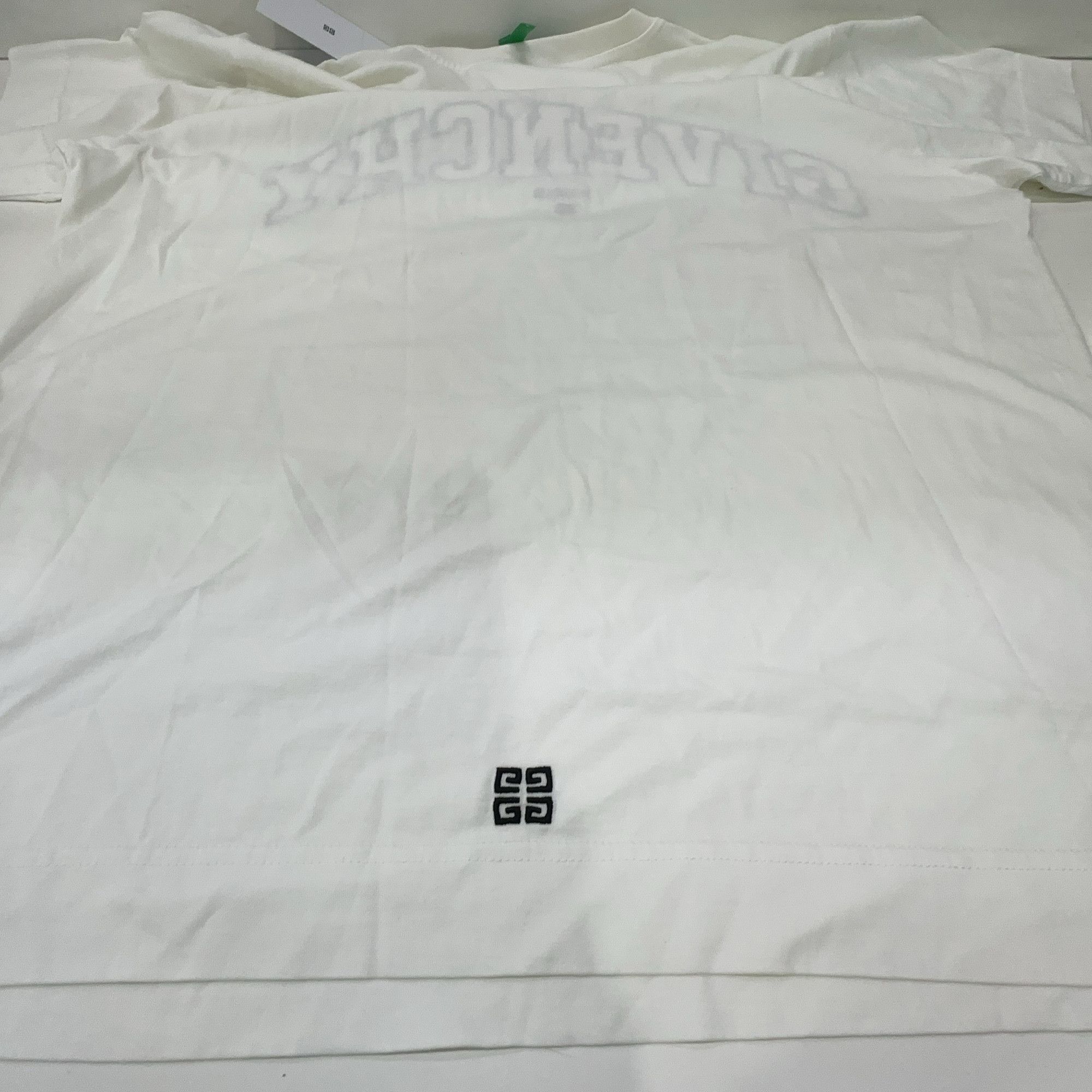 Givenchy Givenchy Logo Embroidery T-Shirt Size M Size US M / EU 48-50 / 2 - 10 Thumbnail