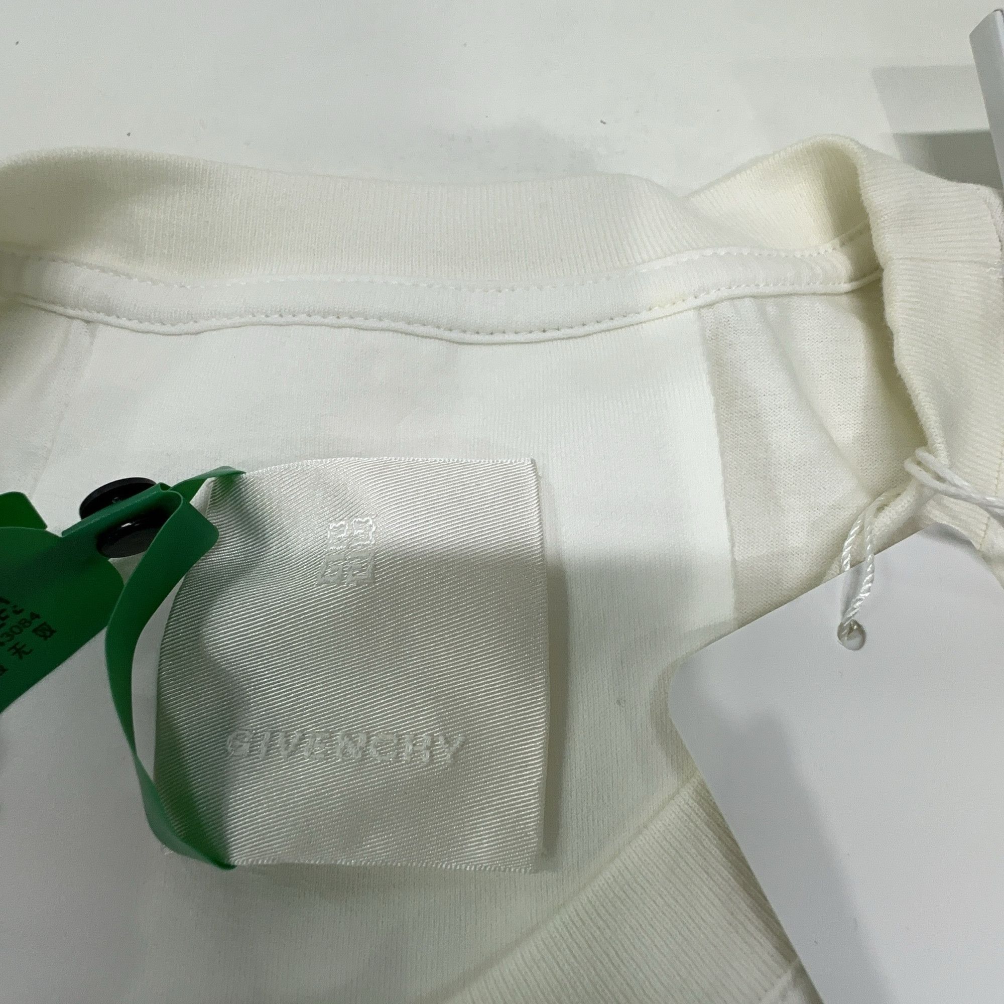 Givenchy Givenchy Logo Embroidery T-Shirt Size M Size US M / EU 48-50 / 2 - 4 Thumbnail