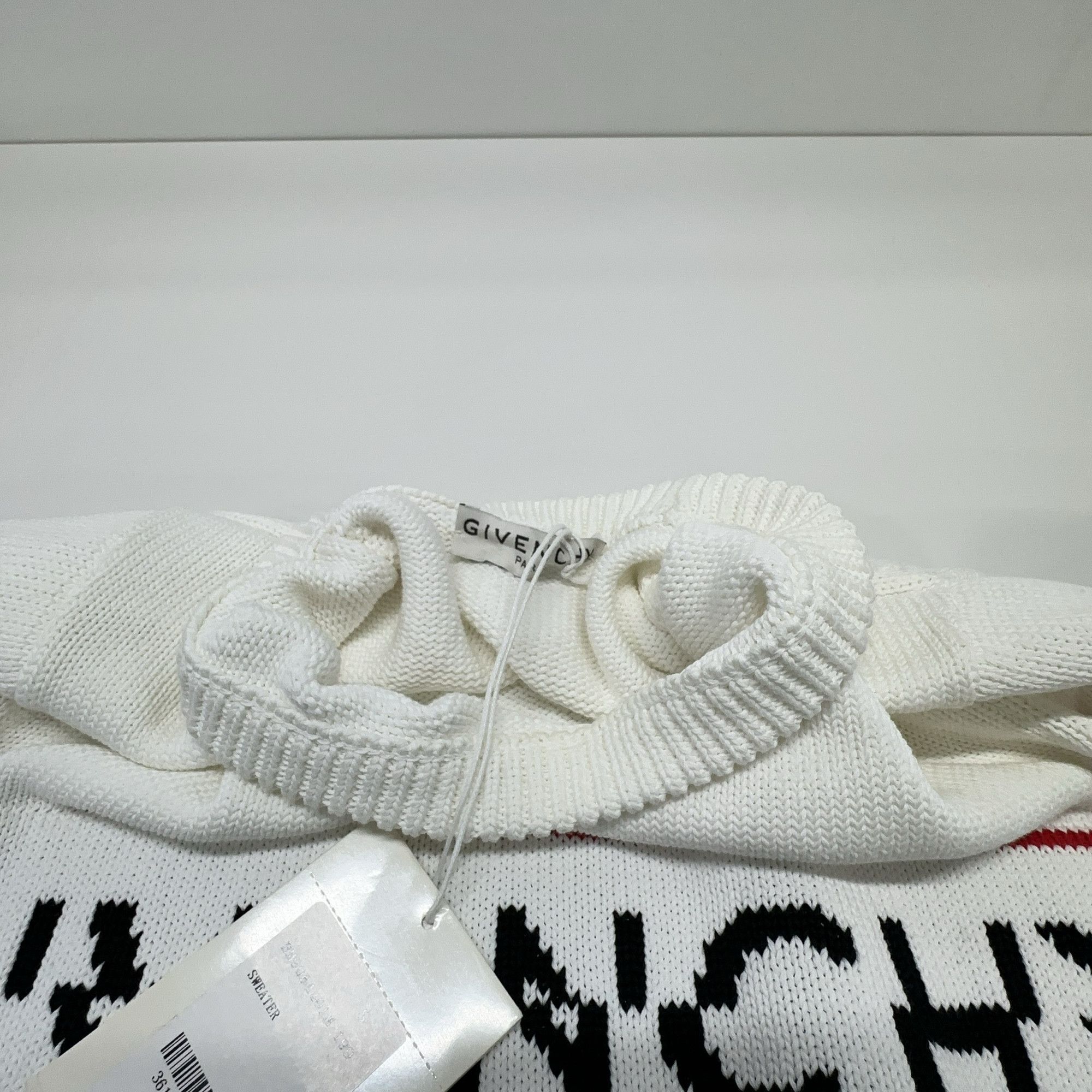 Givenchy Givenchy Logo Knit Sweater Size S Size US S / EU 44-46 / 1 - 8 Thumbnail