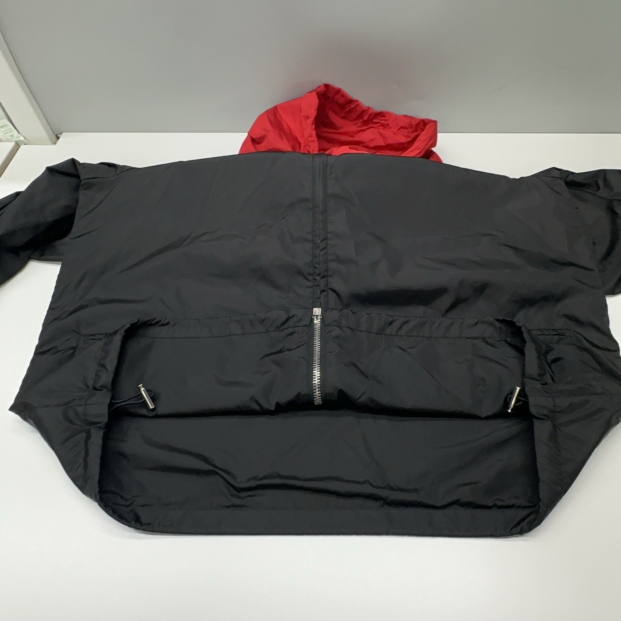 Gucci Gucci Logo Print Hooded Jacket Size 50 Size US M / EU 48-50 / 2 - 10 Thumbnail