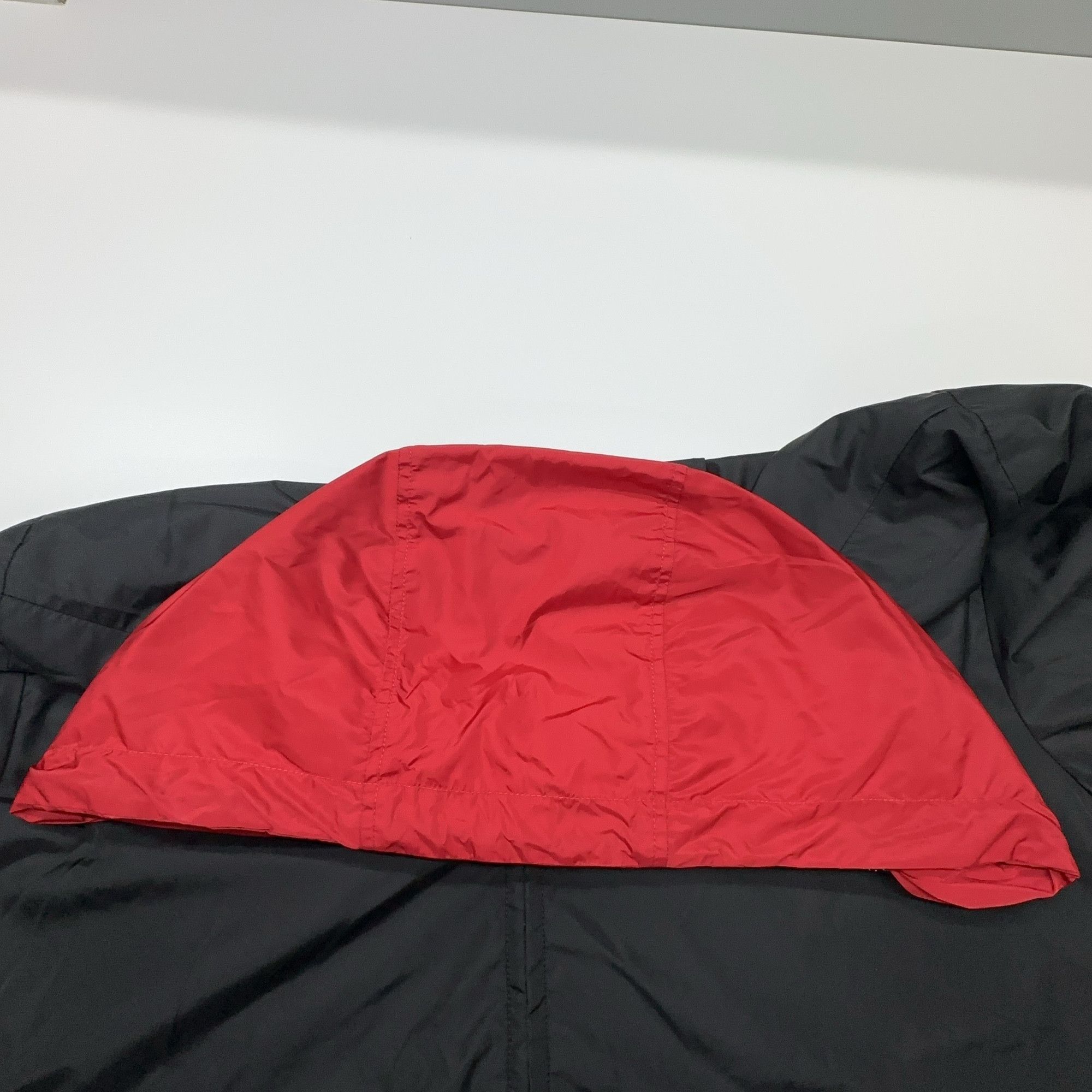 Gucci Gucci Logo Print Hooded Jacket Size 50 Size US M / EU 48-50 / 2 - 6 Thumbnail