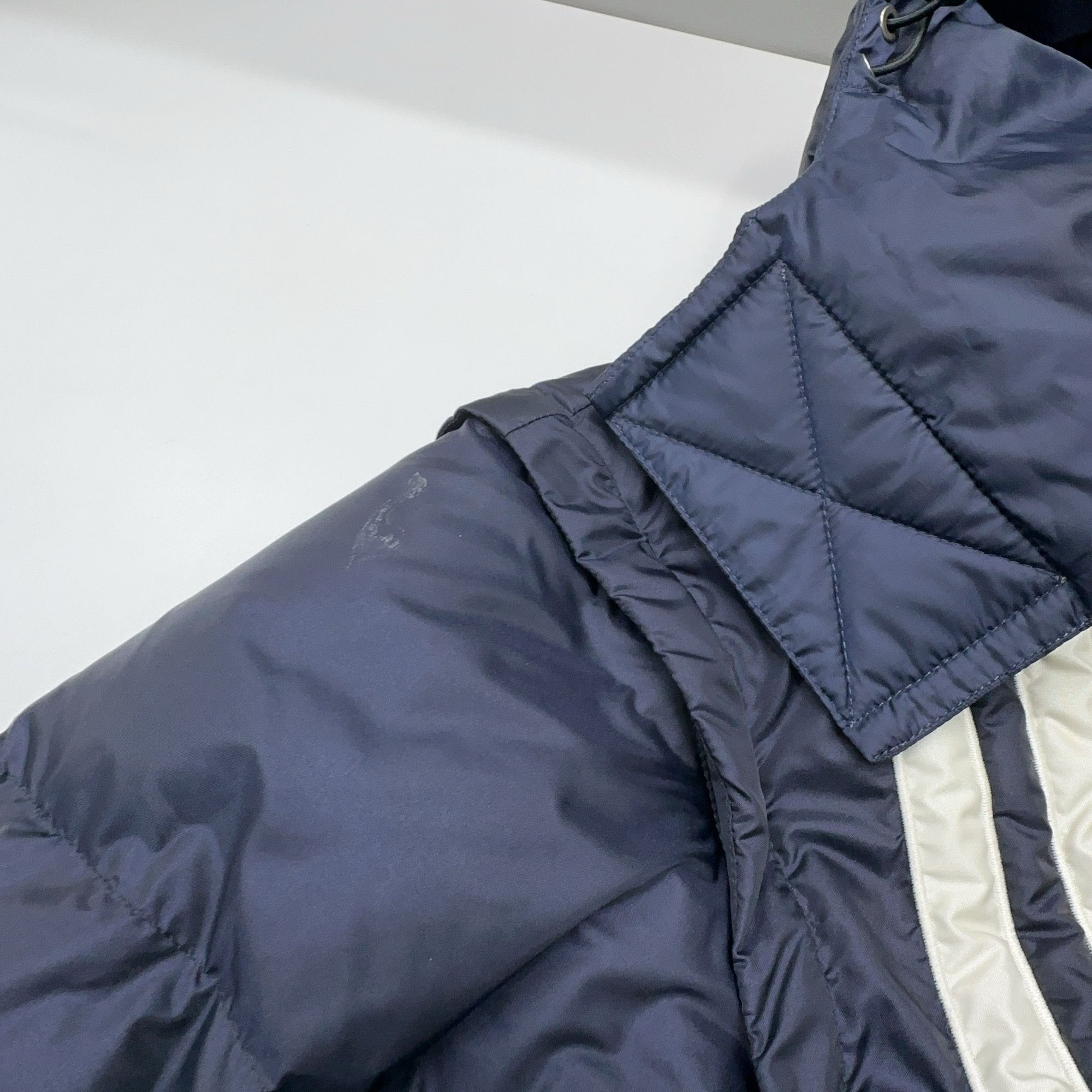 Gucci Gucci x Adidas Striped Down Jacket Size 44 Size US S / EU 44-46 / 1 - 8 Thumbnail