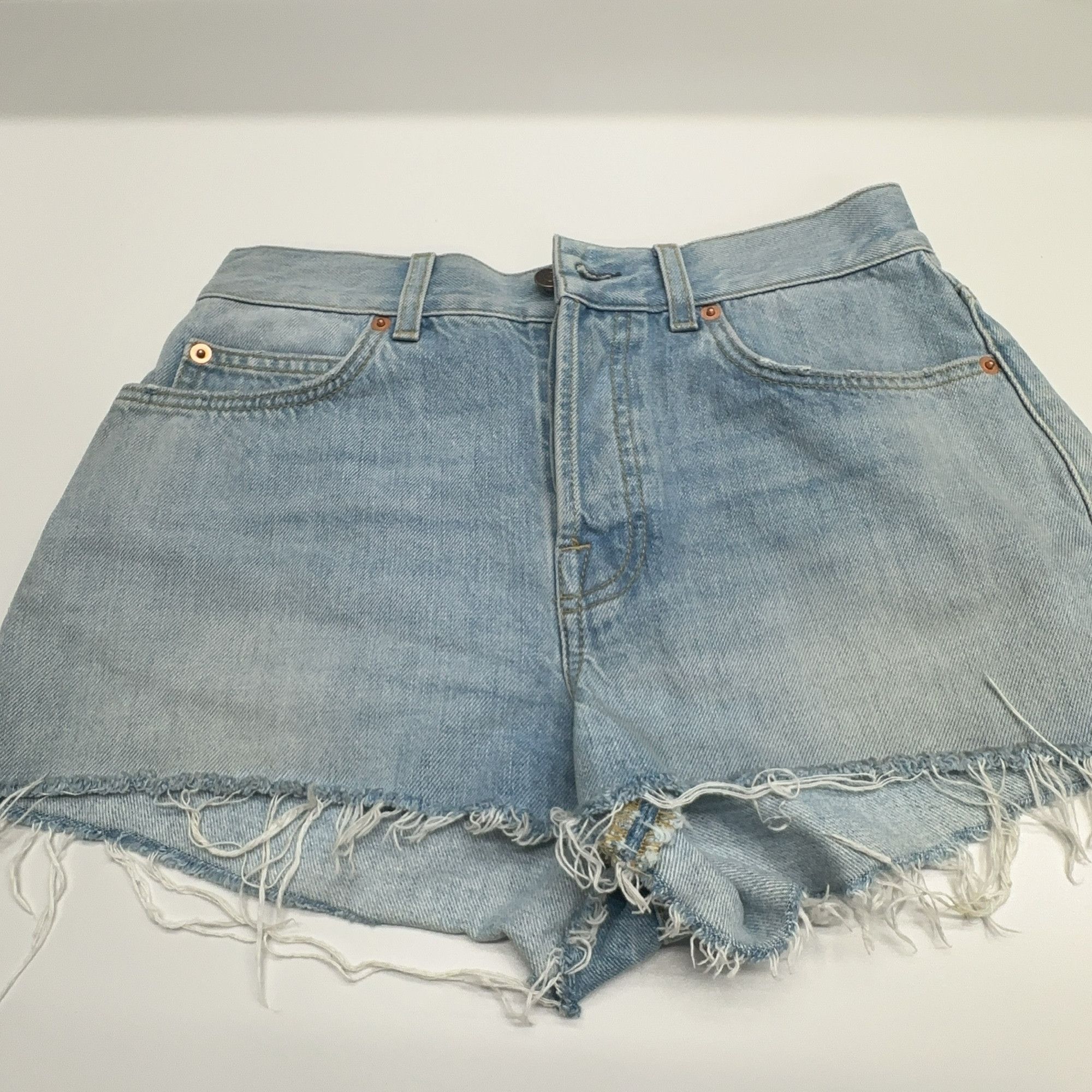 Gucci Gucci x Doraemon Embroidered Denim Shorts Size 26 Size 26" / US 2 / IT 38 - 7 Thumbnail