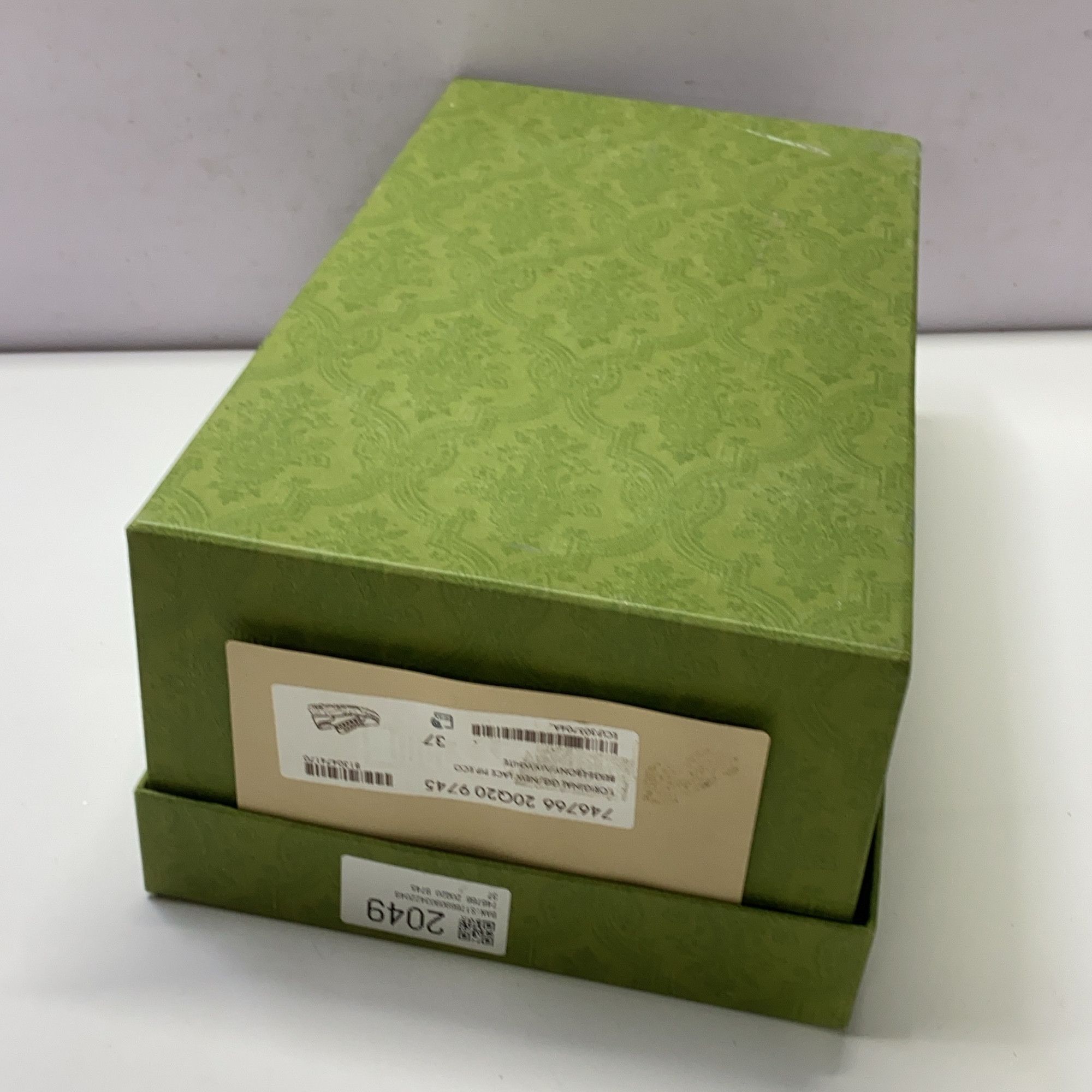 Gucci Gucci GG Canvas Low-Top Sneakers Size 37 Size US 7 / IT 37 - 12 Thumbnail