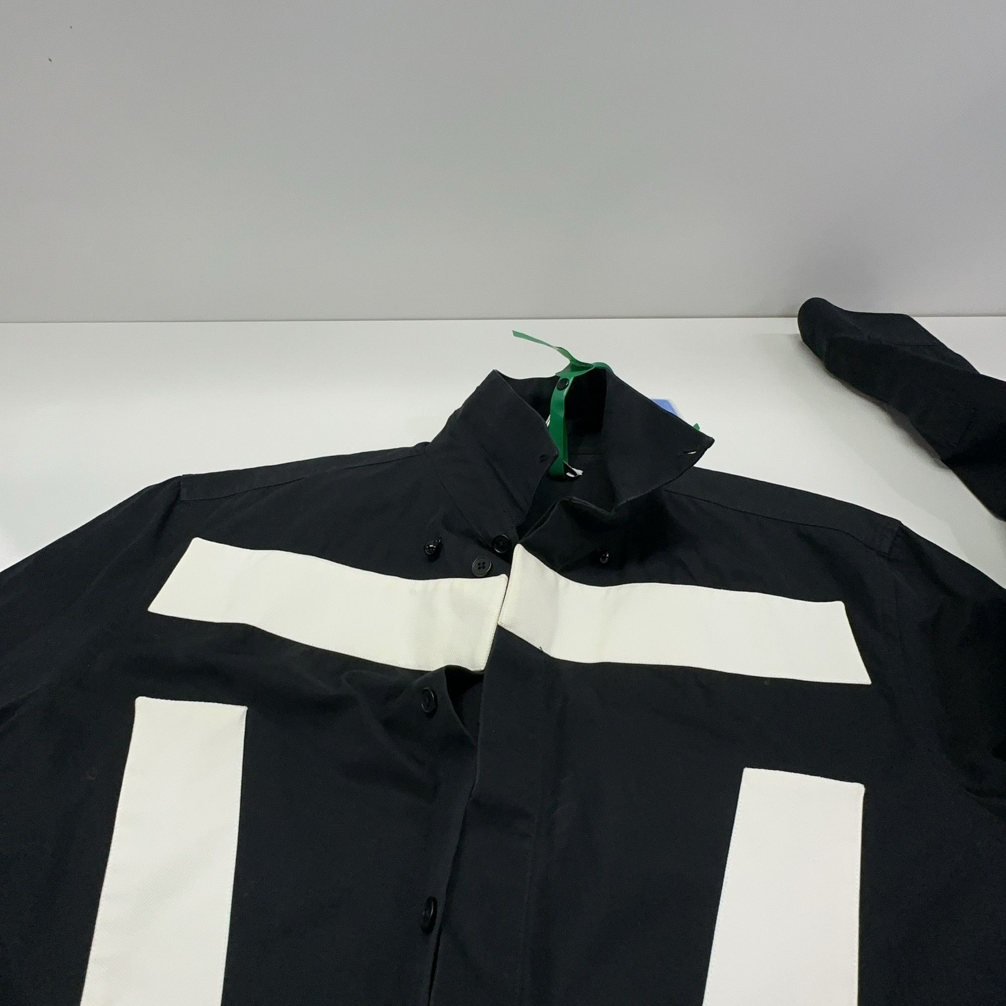 Givenchy Givenchy Striped Button Up Shirt Size S Size US S / EU 44-46 / 1 - 13 Thumbnail