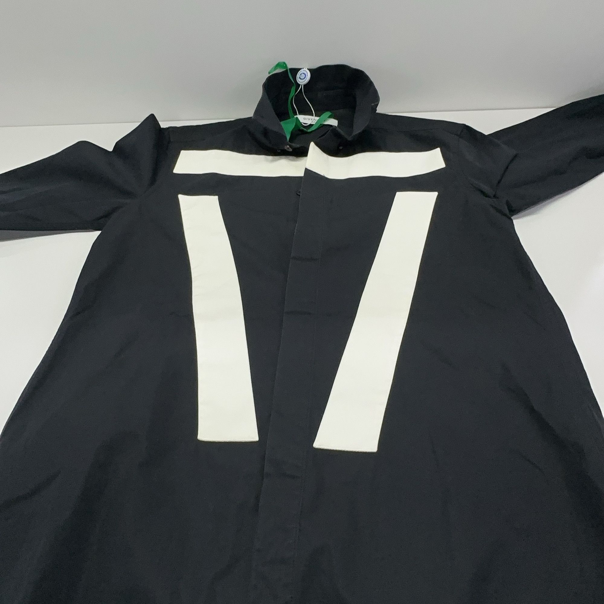 Givenchy Givenchy Striped Button Up Shirt Size S Size US S / EU 44-46 / 1 - 6 Thumbnail