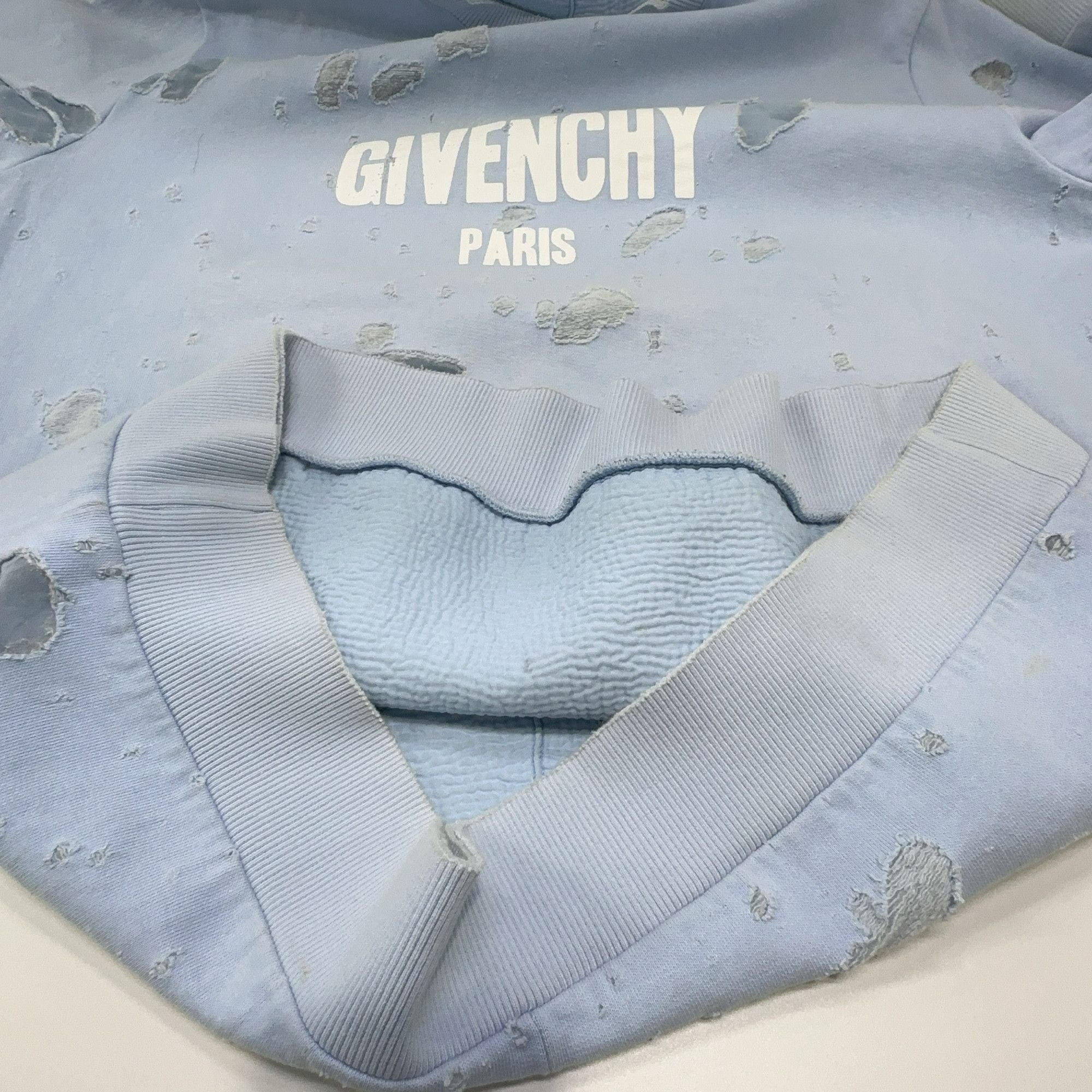 Givenchy Givenchy Logo Distressed Sweatshirt L Size US L / EU 52-54 / 3 - 11 Thumbnail