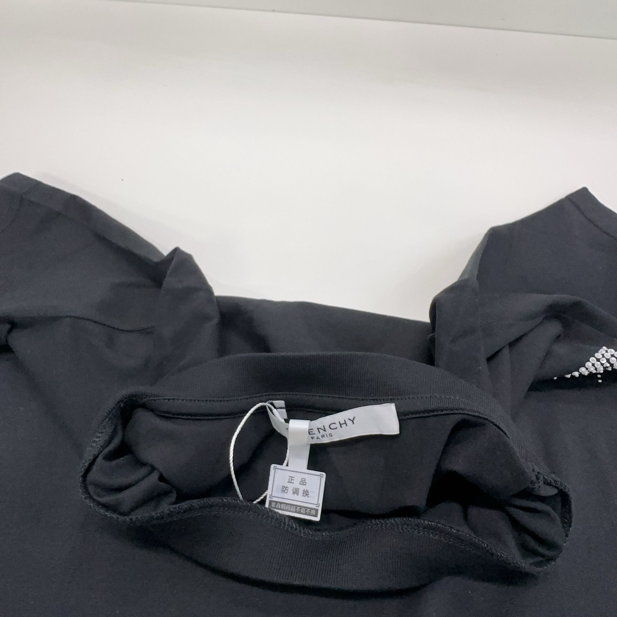 Givenchy Givenchy Rhinestone Logo T-Shirt Size S Size US S / EU 44-46 / 1 - 5 Thumbnail