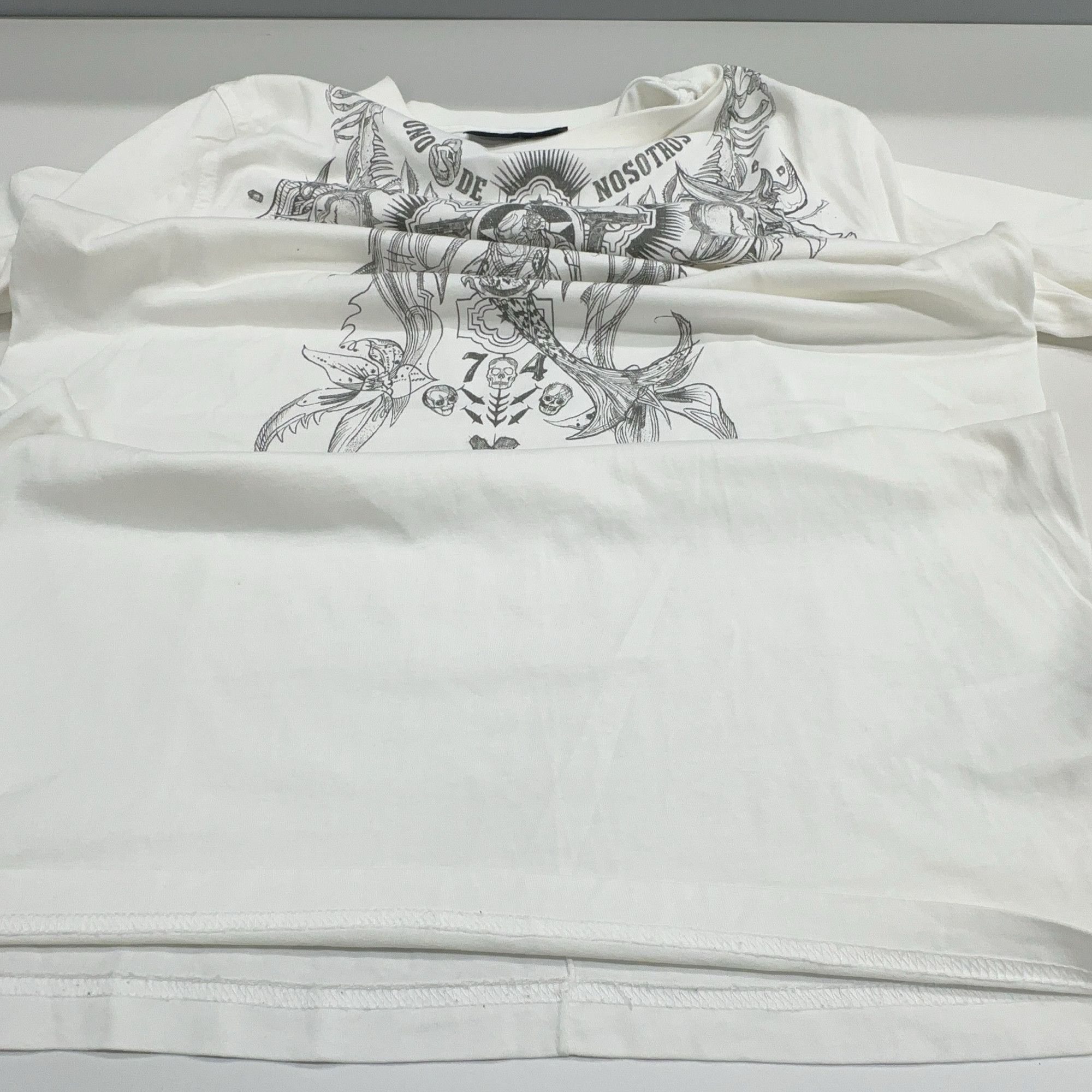 Givenchy Givenchy Mermaid Graphic T-Shirt Size S Size US S / EU 44-46 / 1 - 6 Thumbnail