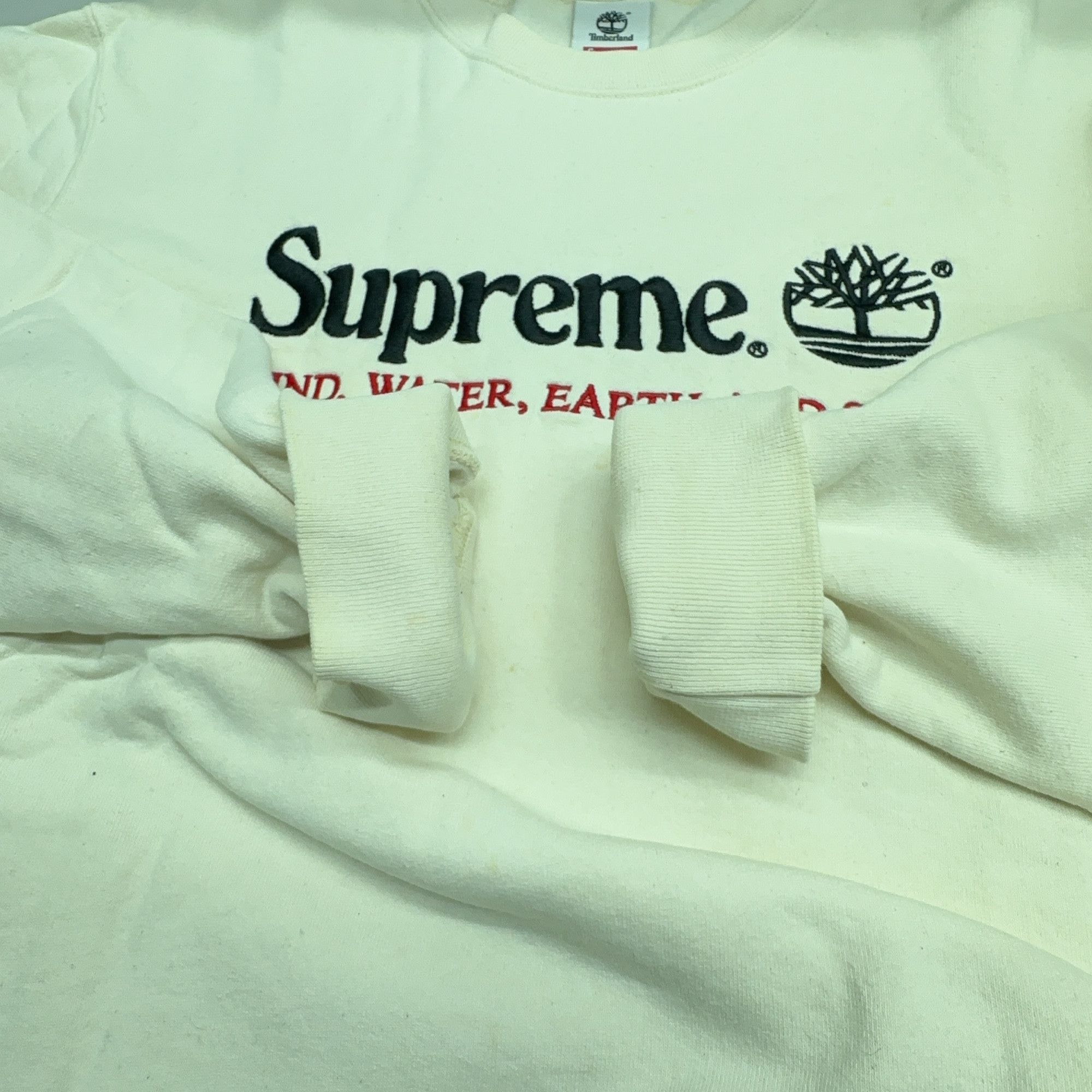 Supreme Supreme x Timberland Logo Crewneck Size M Size US M / EU 48-50 / 2 - 9 Thumbnail