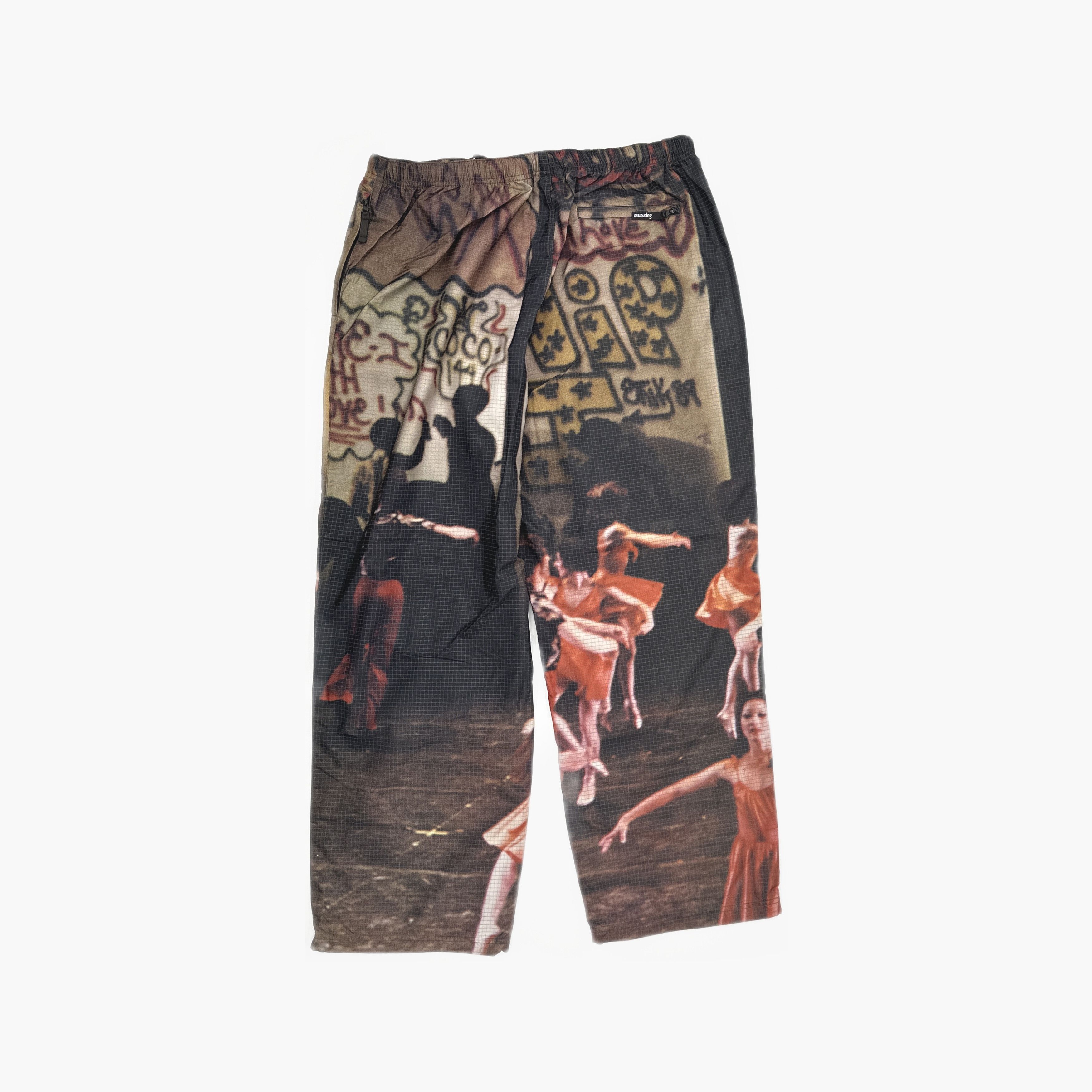 Supreme Supreme Graphic Print Track Pants Size XXL Size US 38 / EU 54 - 2 Thumbnail