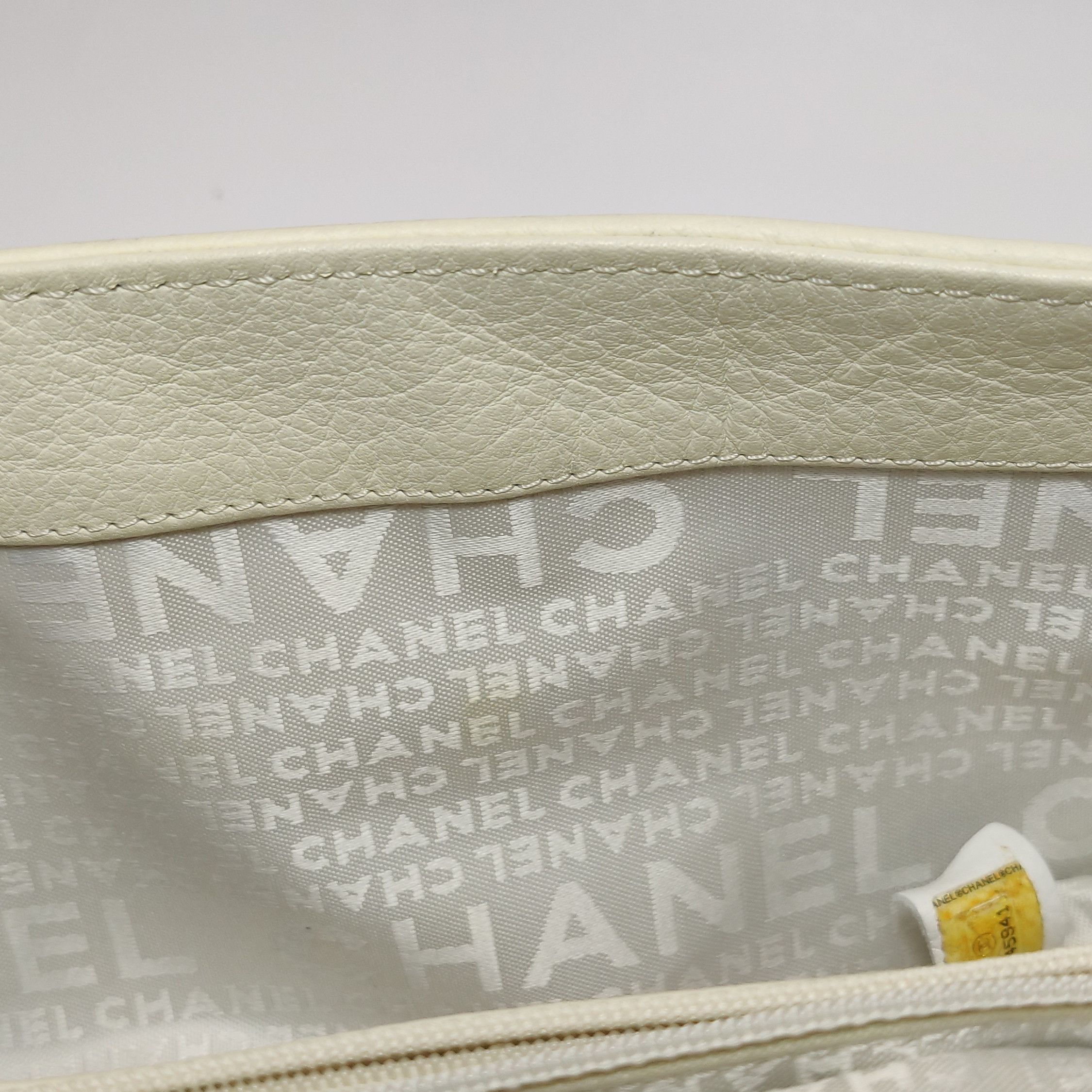Chanel Chanel Women os Shoulder Bags Size ONE SIZE - 10 Thumbnail