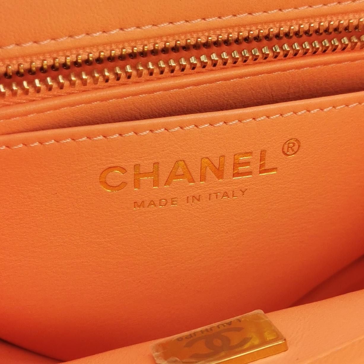 Chanel Chanel Women os Crossbody Bags Size ONE SIZE - 8 Thumbnail