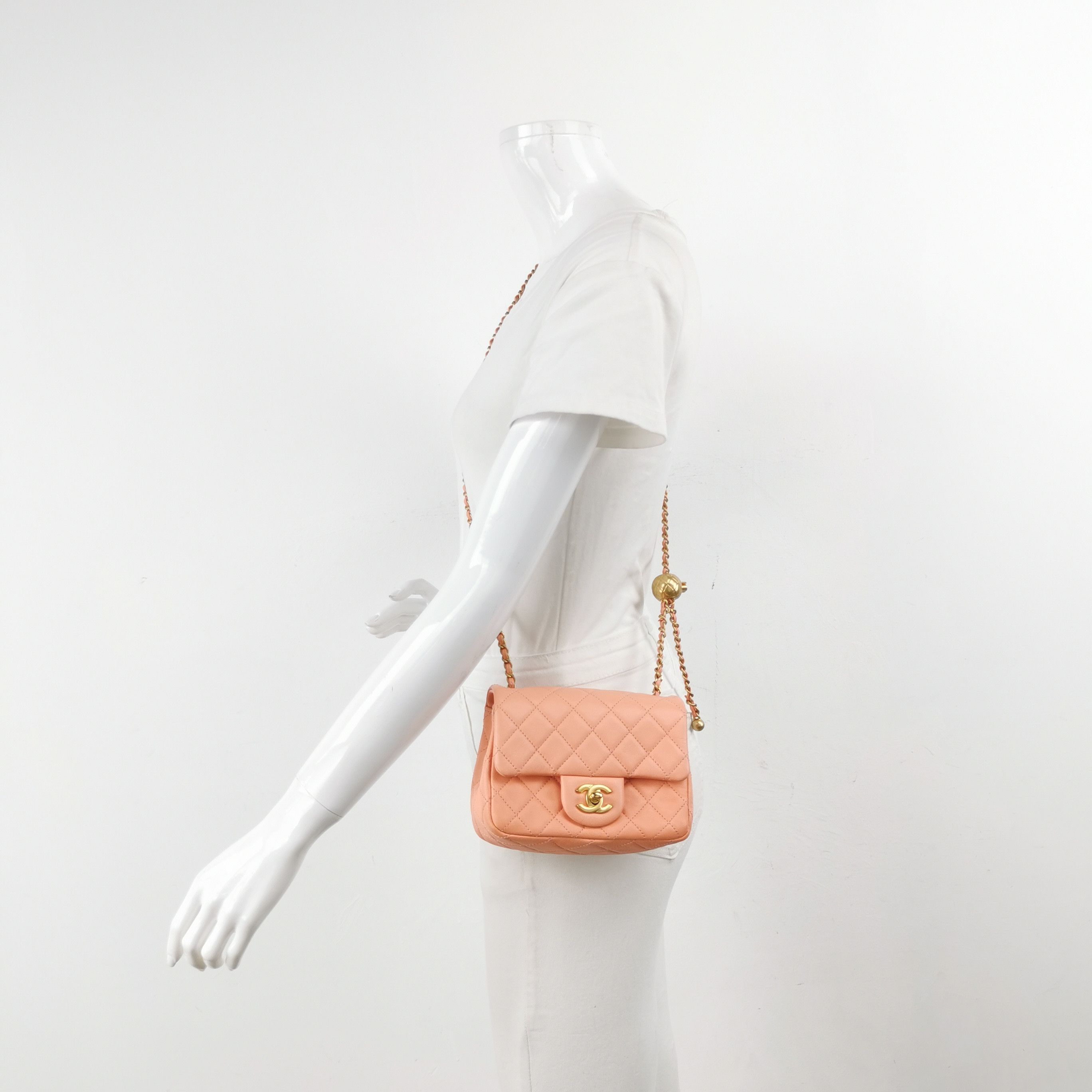 Chanel Chanel Women os Crossbody Bags Size ONE SIZE - 2 Thumbnail
