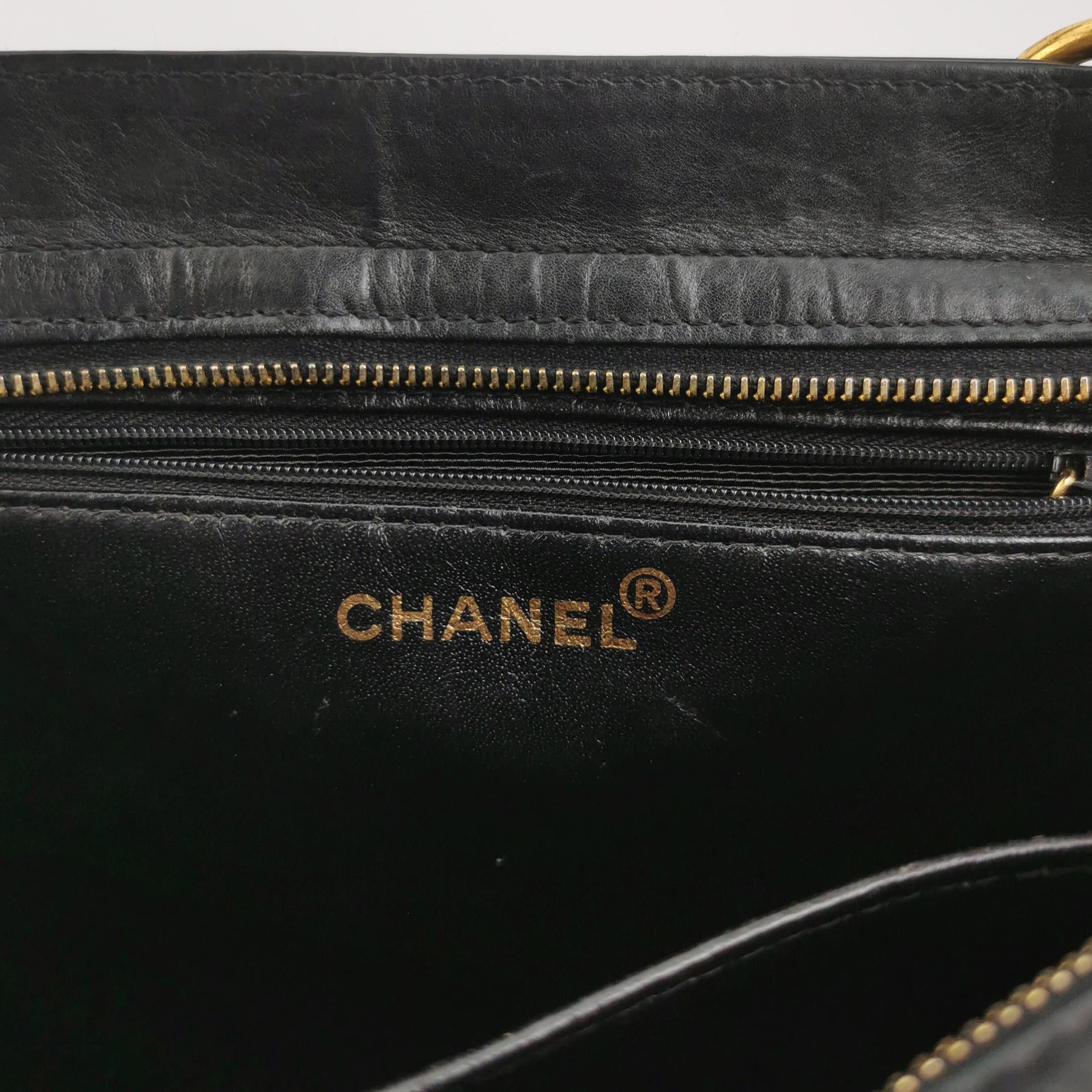 Chanel Chanel Women os Tote Bags Size ONE SIZE - 8 Thumbnail