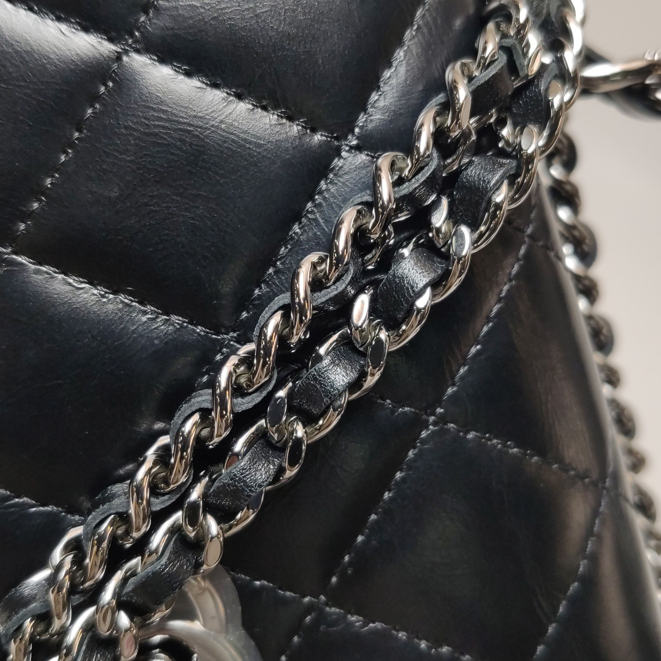 Chanel Chanel Women os Crossbody Bags Size ONE SIZE - 12 Thumbnail