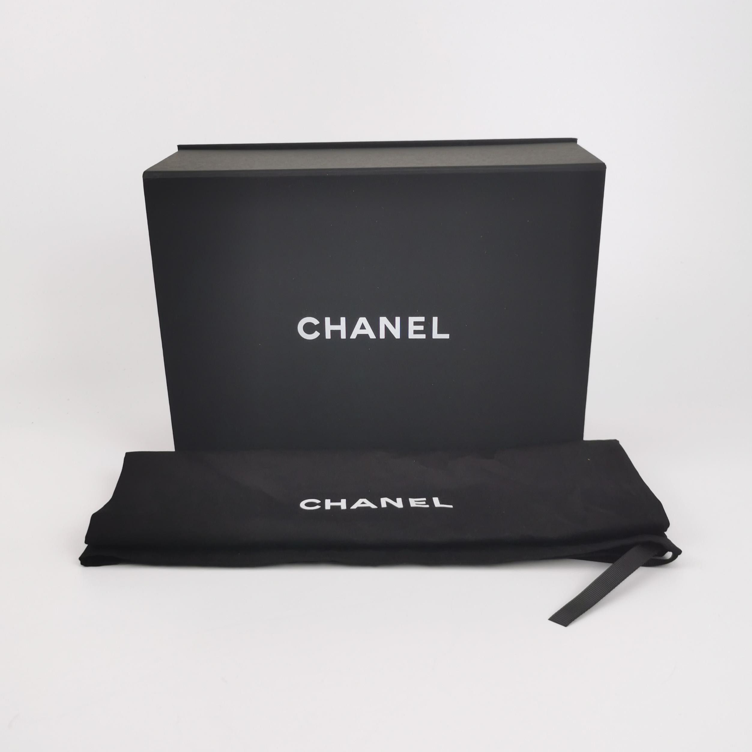 Chanel Chanel Women os Crossbody Bags Size ONE SIZE - 9 Thumbnail