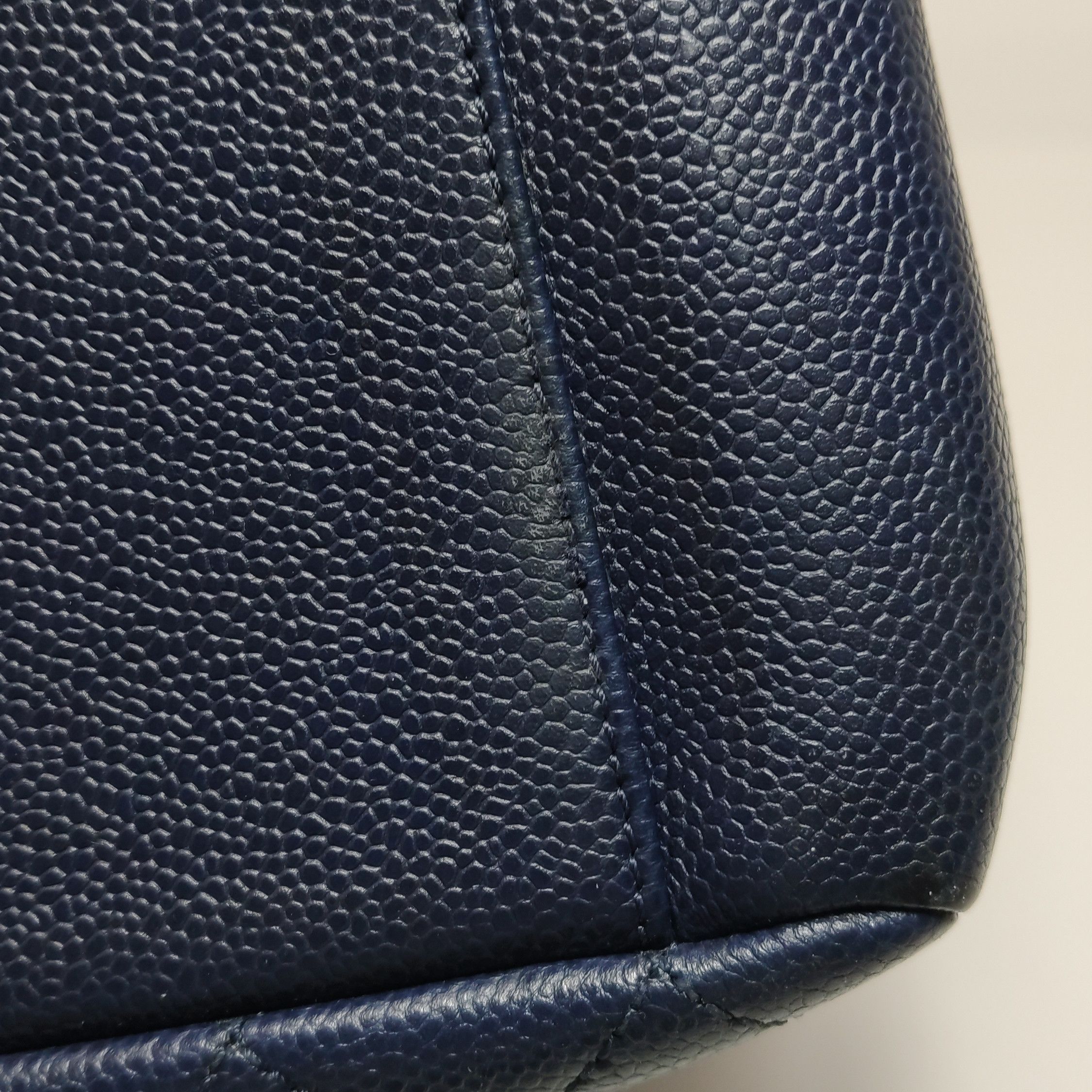 Chanel Chanel Women os Shoulder Bags Size ONE SIZE - 24 Thumbnail