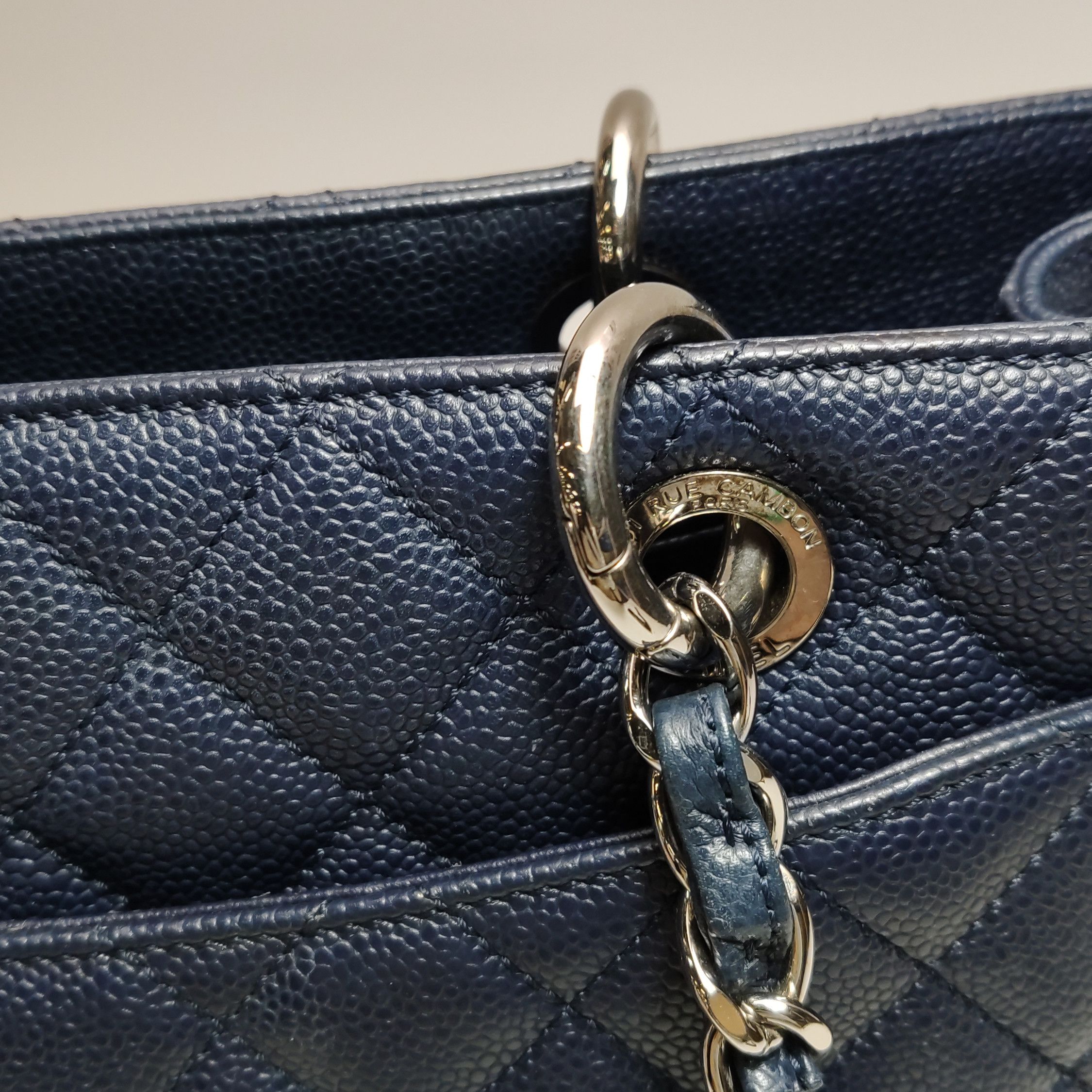 Chanel Chanel Women os Shoulder Bags Size ONE SIZE - 16 Thumbnail