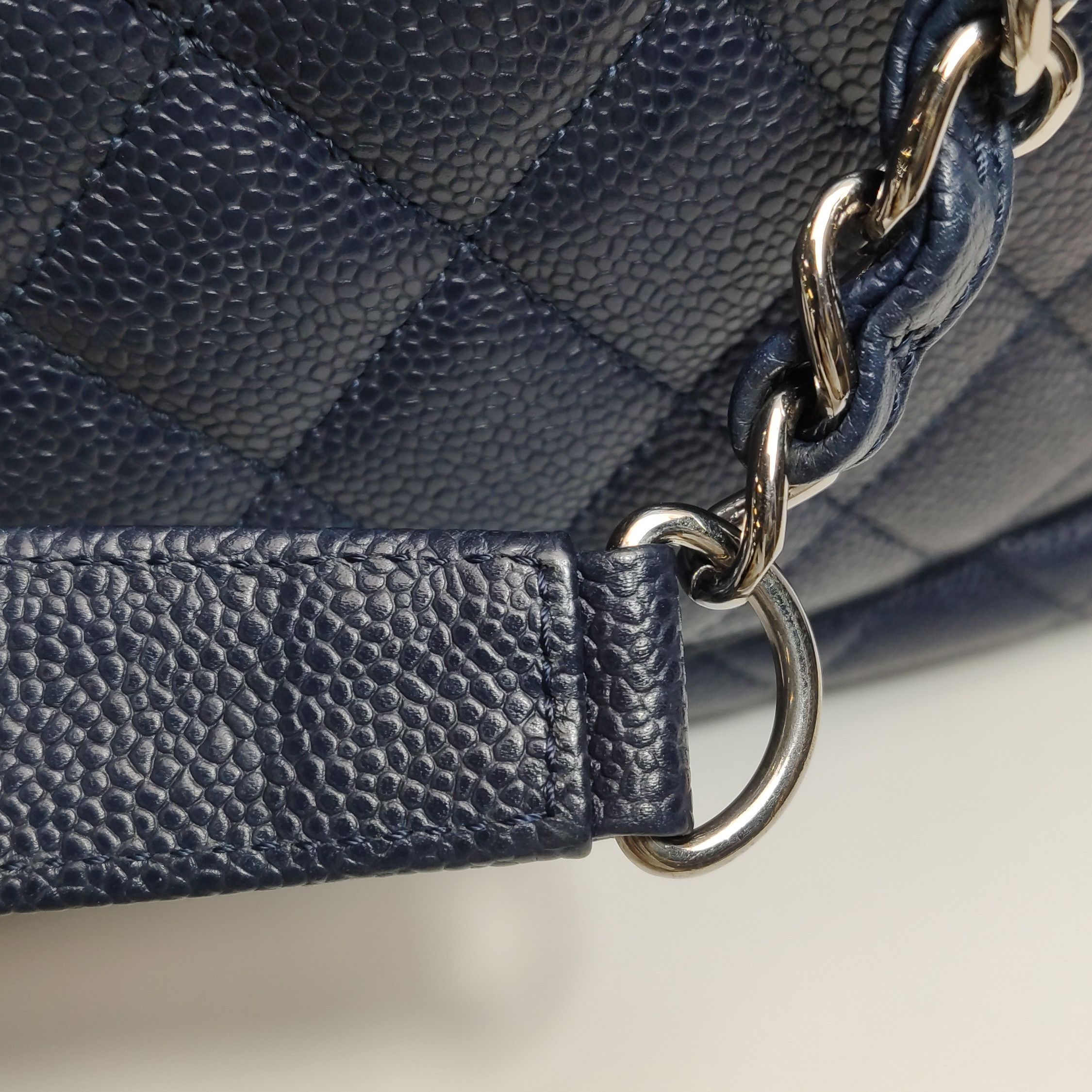 Chanel Chanel Women os Shoulder Bags Size ONE SIZE - 14 Thumbnail