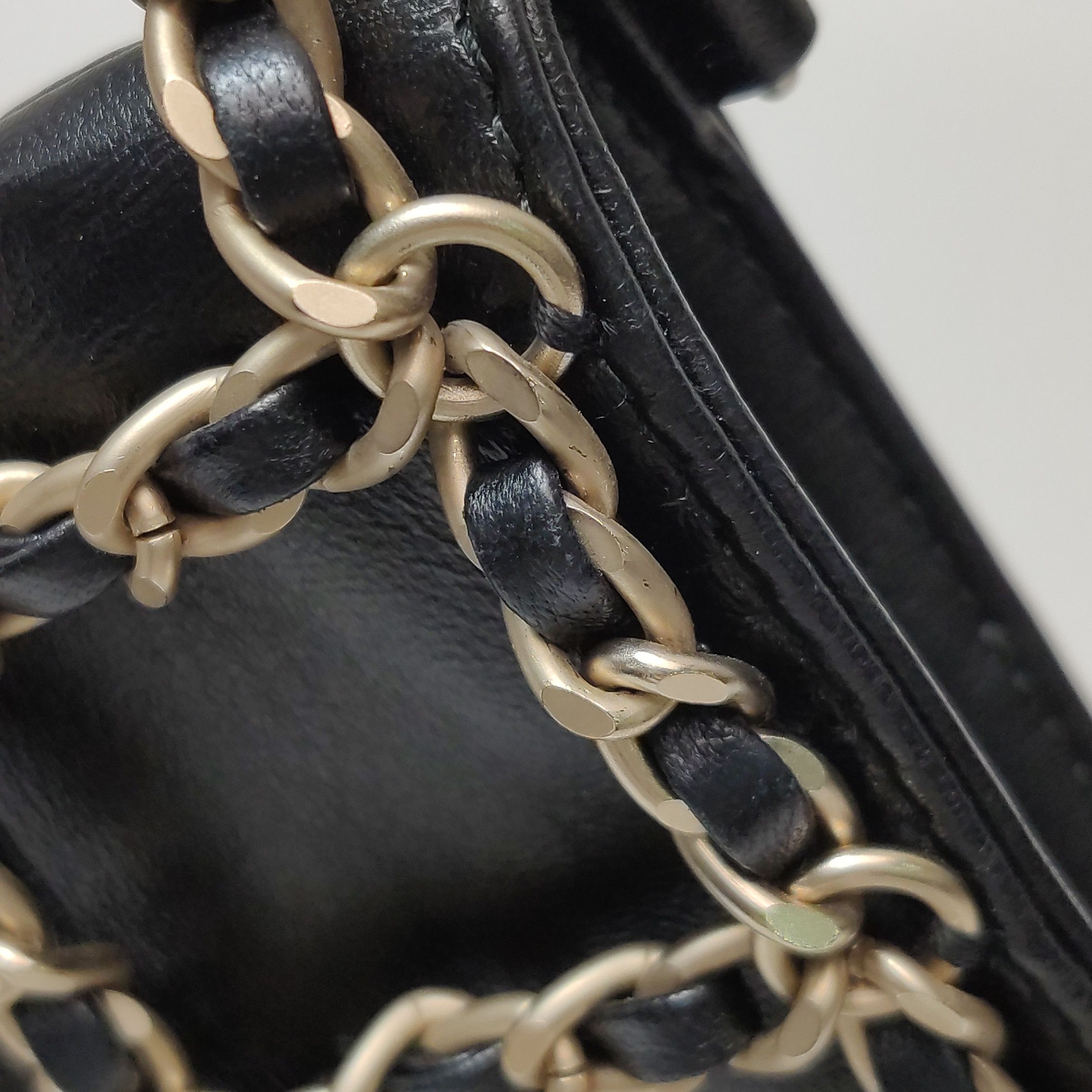 Chanel Chanel Women os Crossbody Bags Size ONE SIZE - 11 Thumbnail