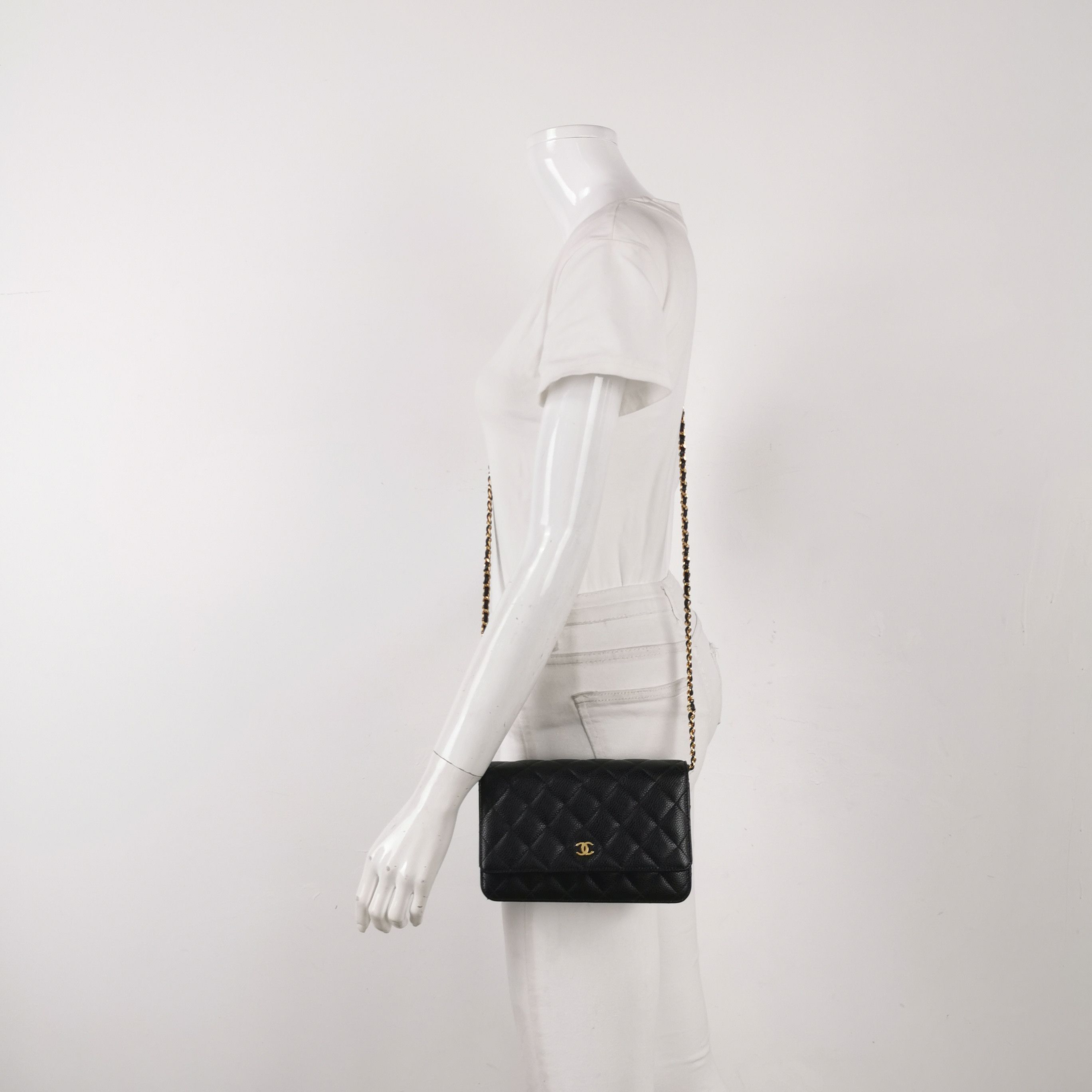 Chanel Chanel Women os Shoulder Bags Size ONE SIZE - 2 Thumbnail