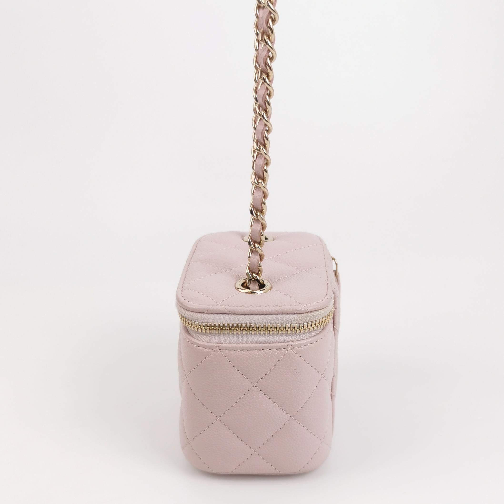 Chanel Chanel Women os Shoulder Bags Size ONE SIZE - 3 Thumbnail