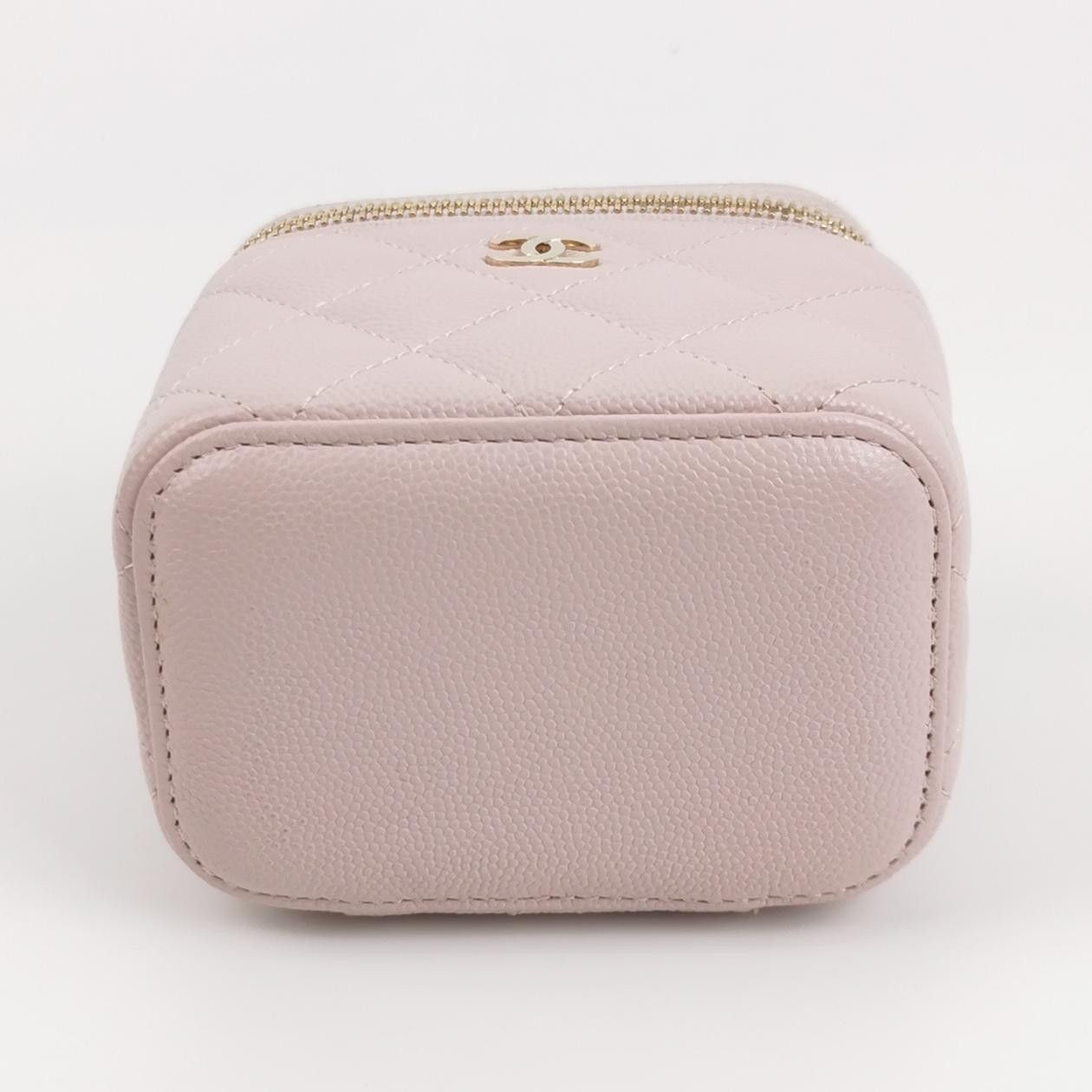 Chanel Chanel Women os Shoulder Bags Size ONE SIZE - 6 Thumbnail
