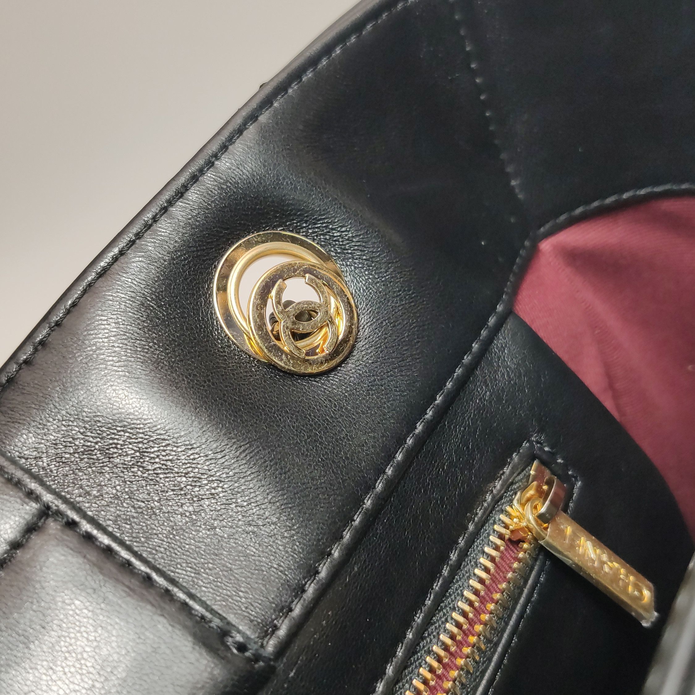 Chanel Chanel Women os Shoulder Bags Size ONE SIZE - 15 Thumbnail