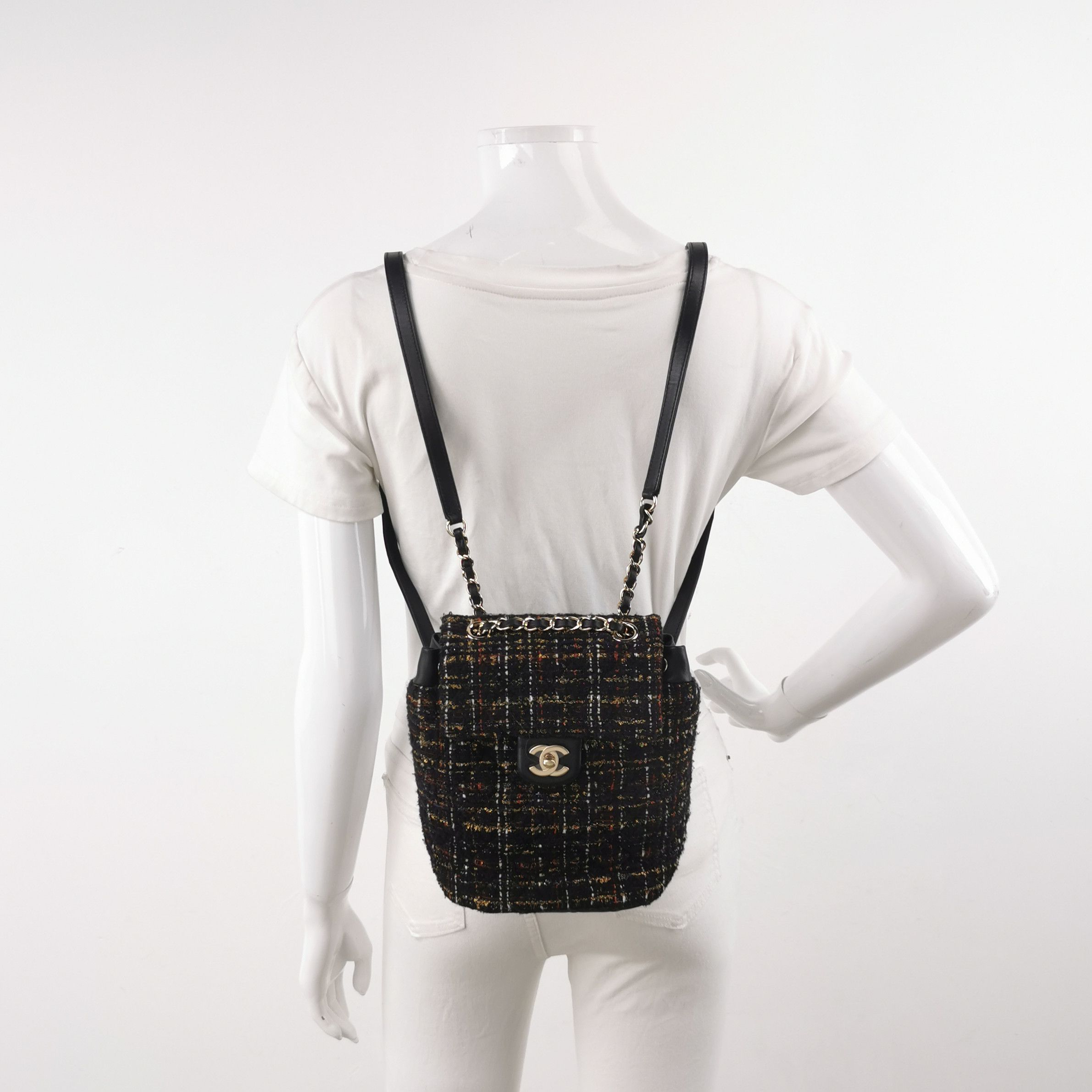Chanel Chanel Women os Backpacks Size ONE SIZE - 2 Thumbnail