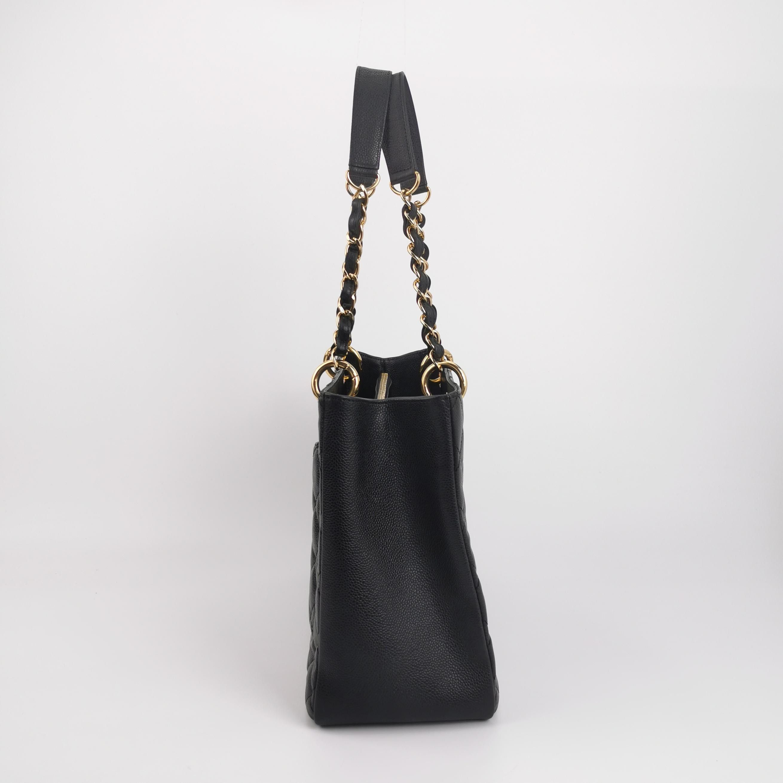 Chanel Chanel Women os Shoulder Bags Size ONE SIZE - 4 Thumbnail