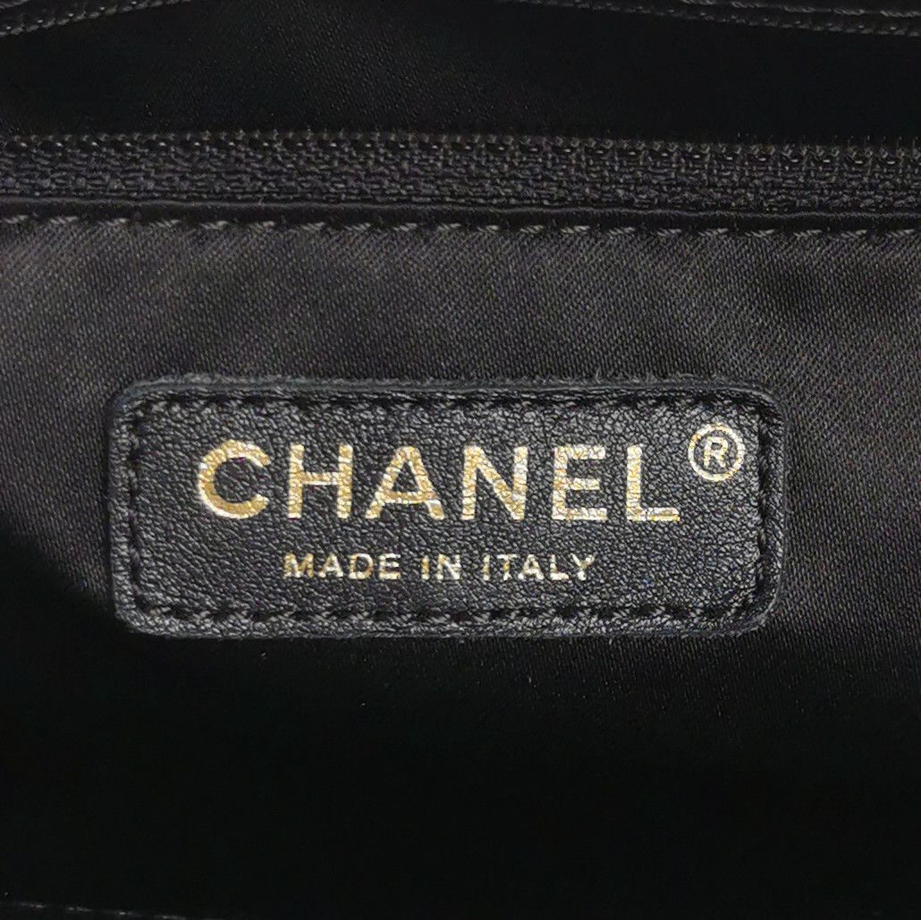 Chanel Chanel Women os Shoulder Bags Size ONE SIZE - 8 Thumbnail