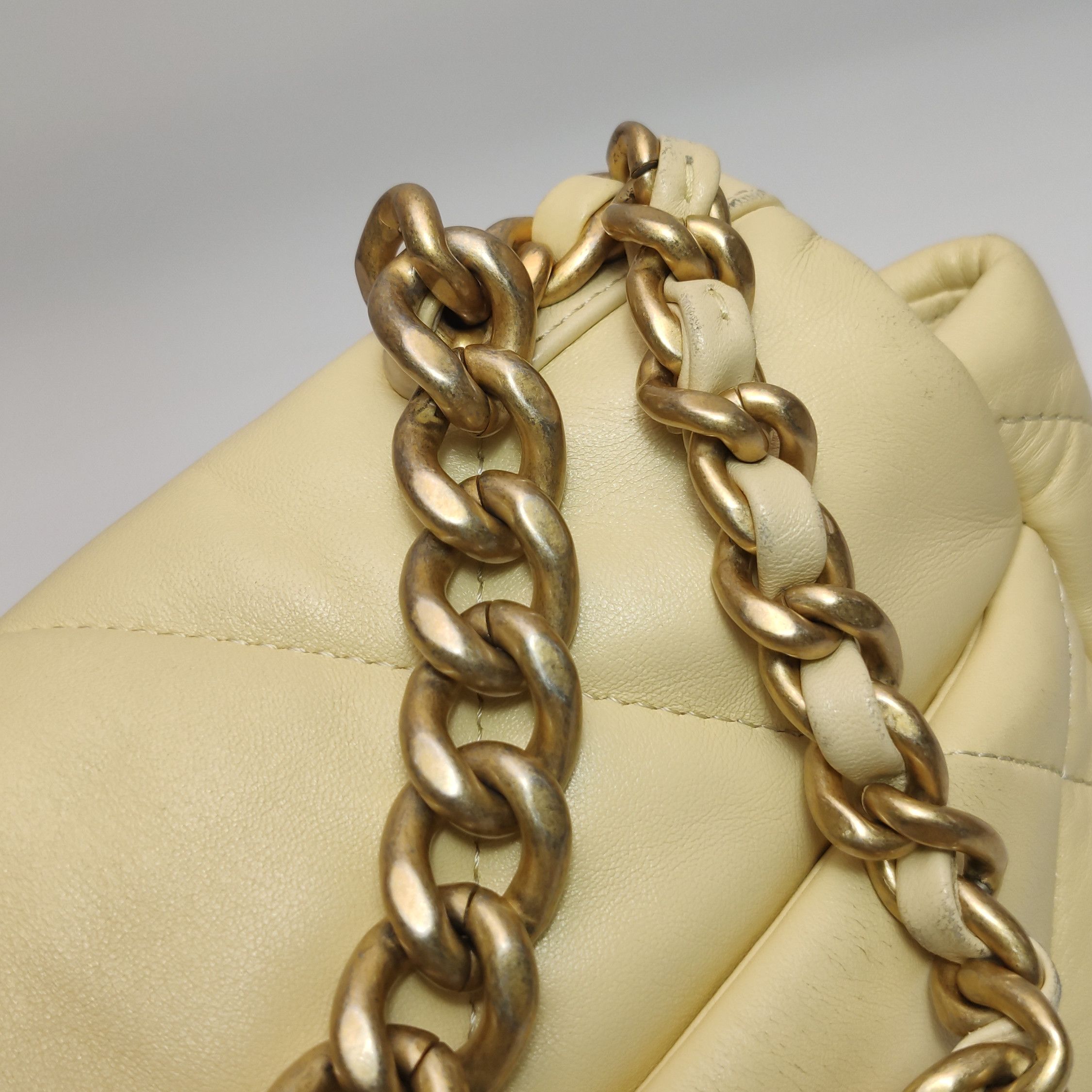 Chanel Chanel Women os Shoulder Bags Size ONE SIZE - 18 Thumbnail