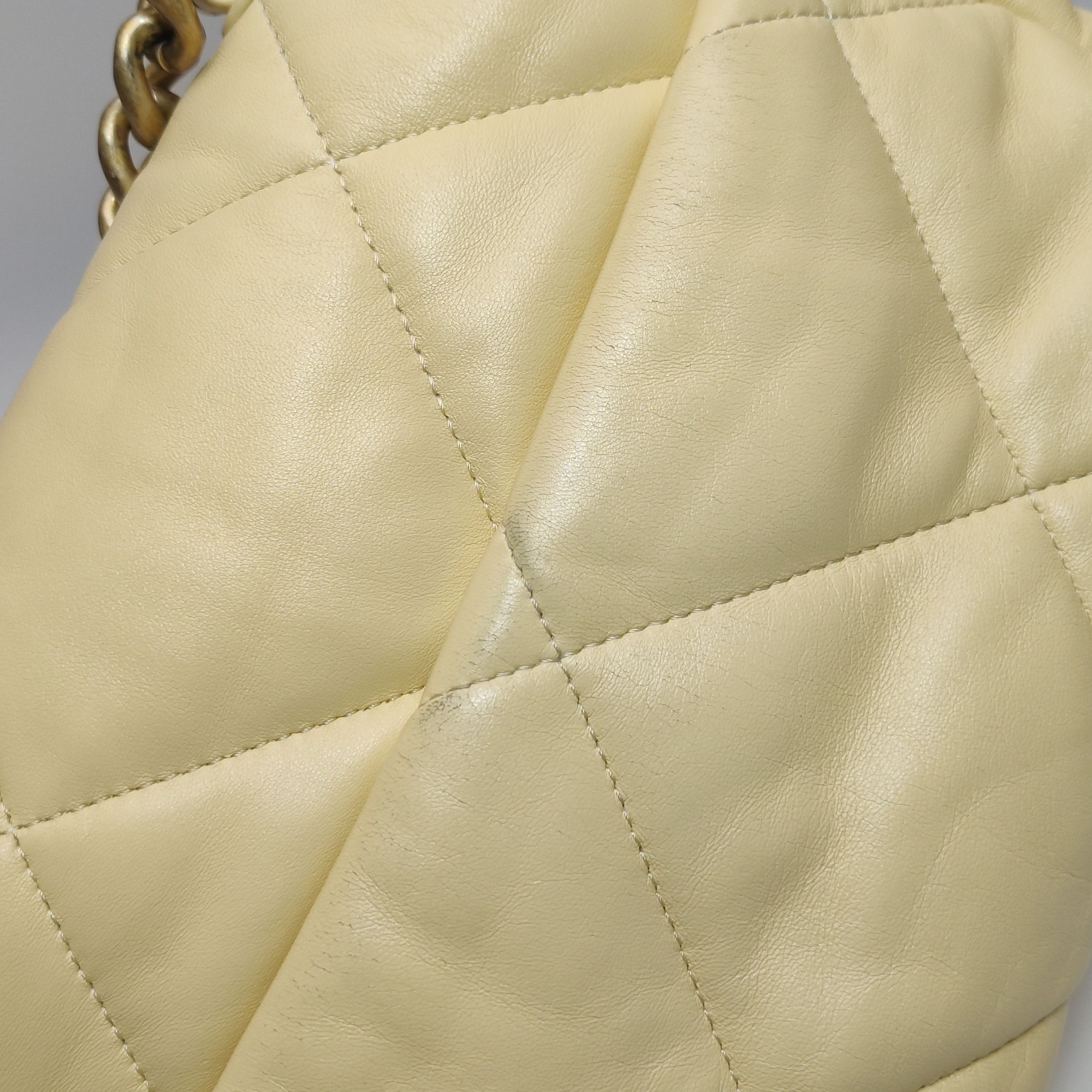 Chanel Chanel Women os Shoulder Bags Size ONE SIZE - 25 Thumbnail