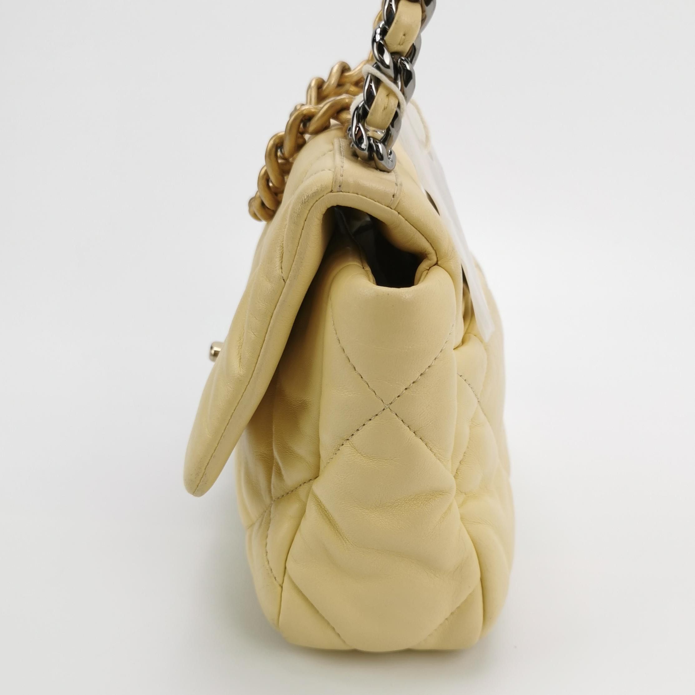 Chanel Chanel Women os Shoulder Bags Size ONE SIZE - 3 Thumbnail