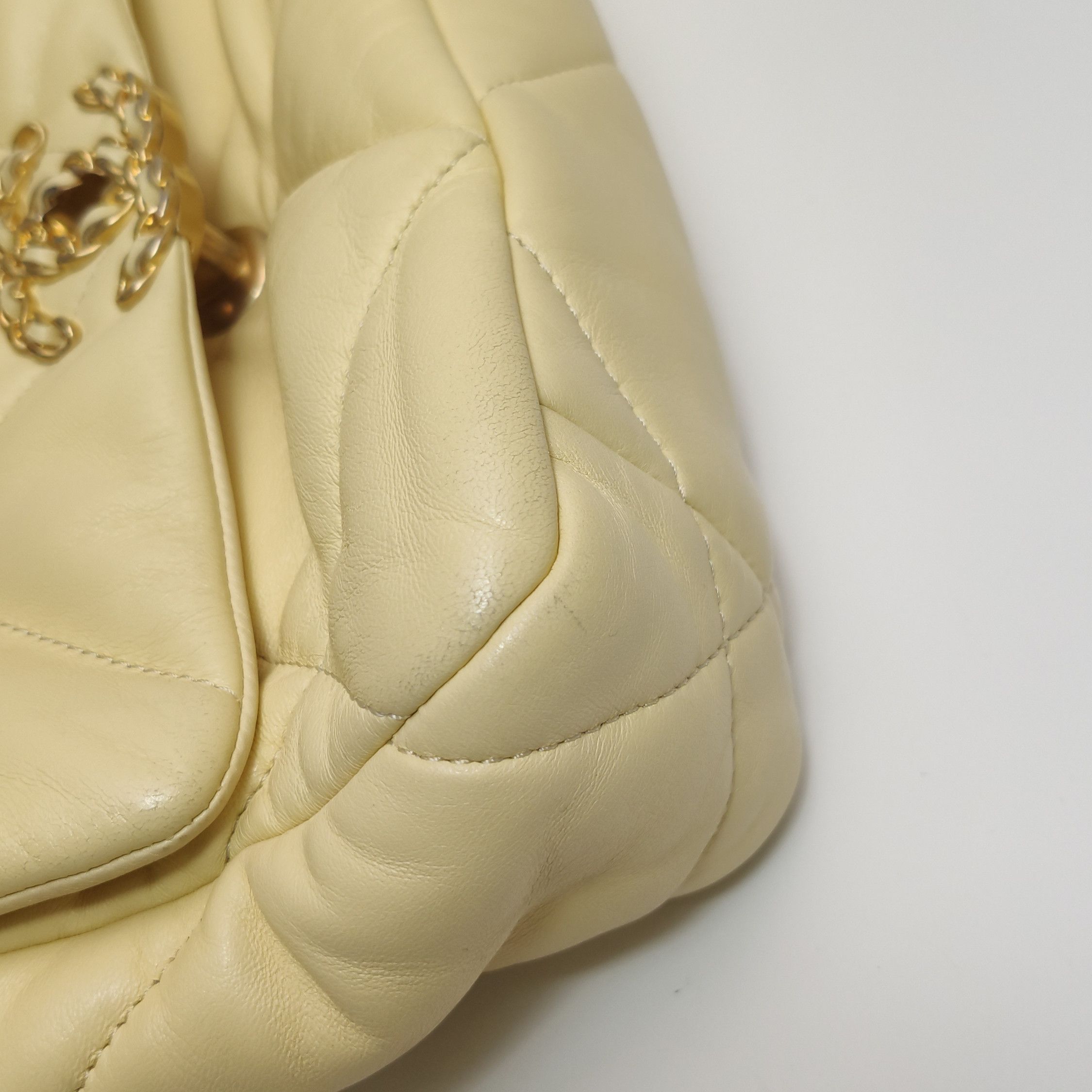 Chanel Chanel Women os Shoulder Bags Size ONE SIZE - 22 Thumbnail